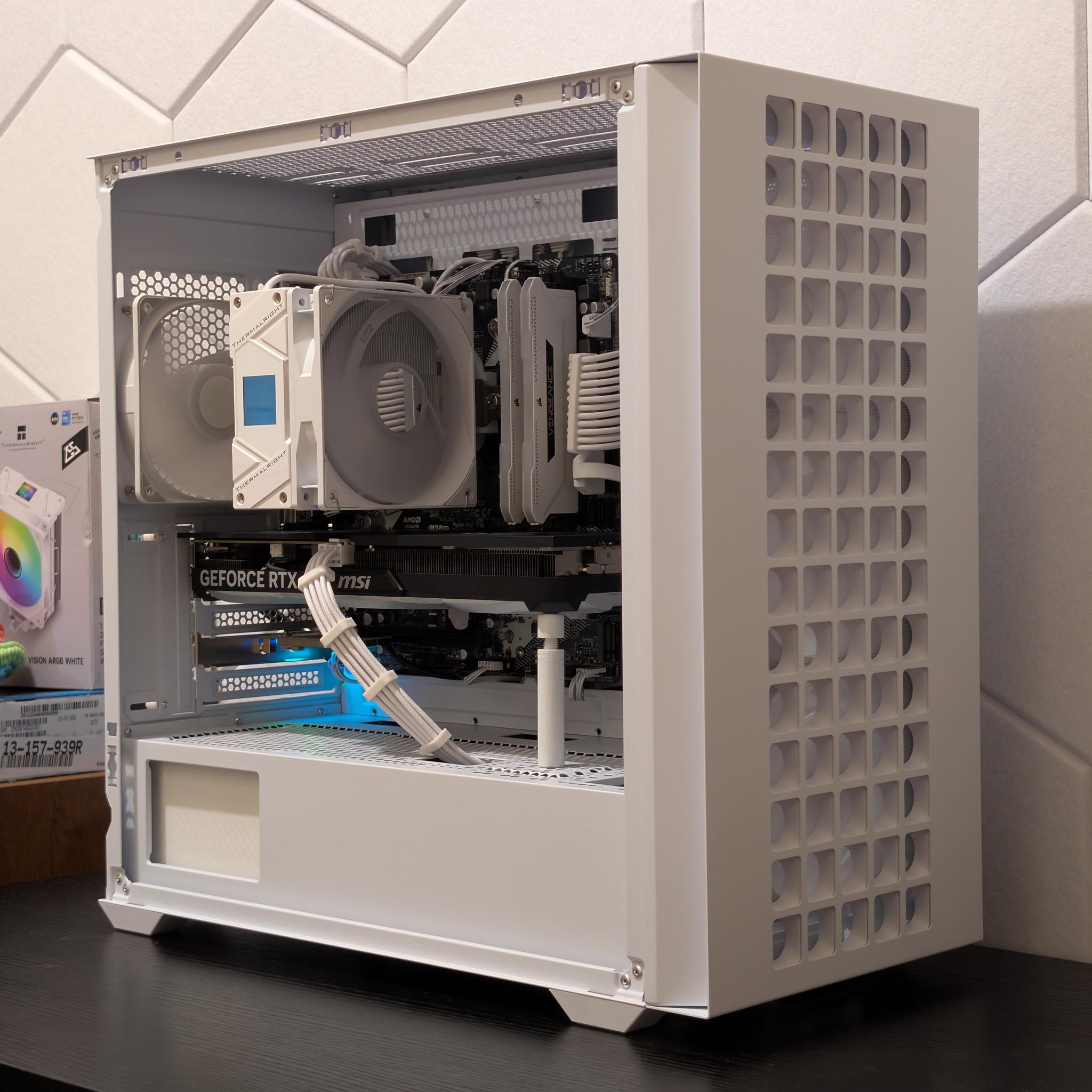 🐼🔥1440p Gaming Beast | RTX 4060Ti | Ryzen 5500 | 1TB SSD | 32GB RAM | WiFi 6 & Bluetooth🔥🐼