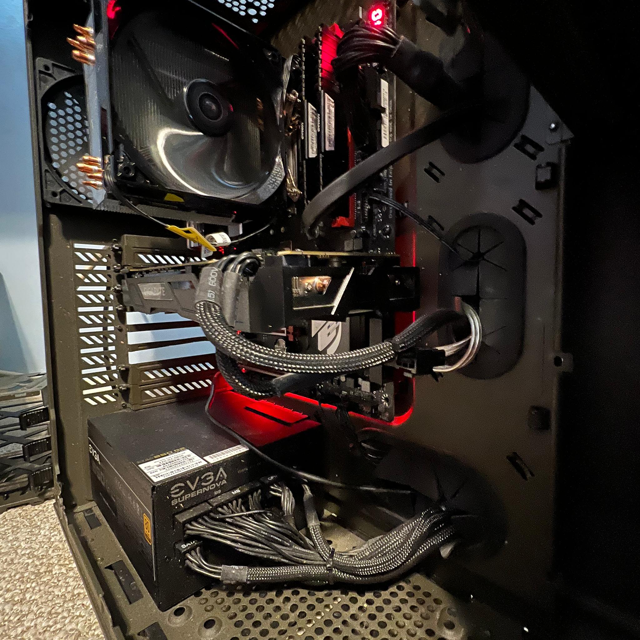 GIGABYTE GTX 1070 8 GB WINDFORCE in mint condition