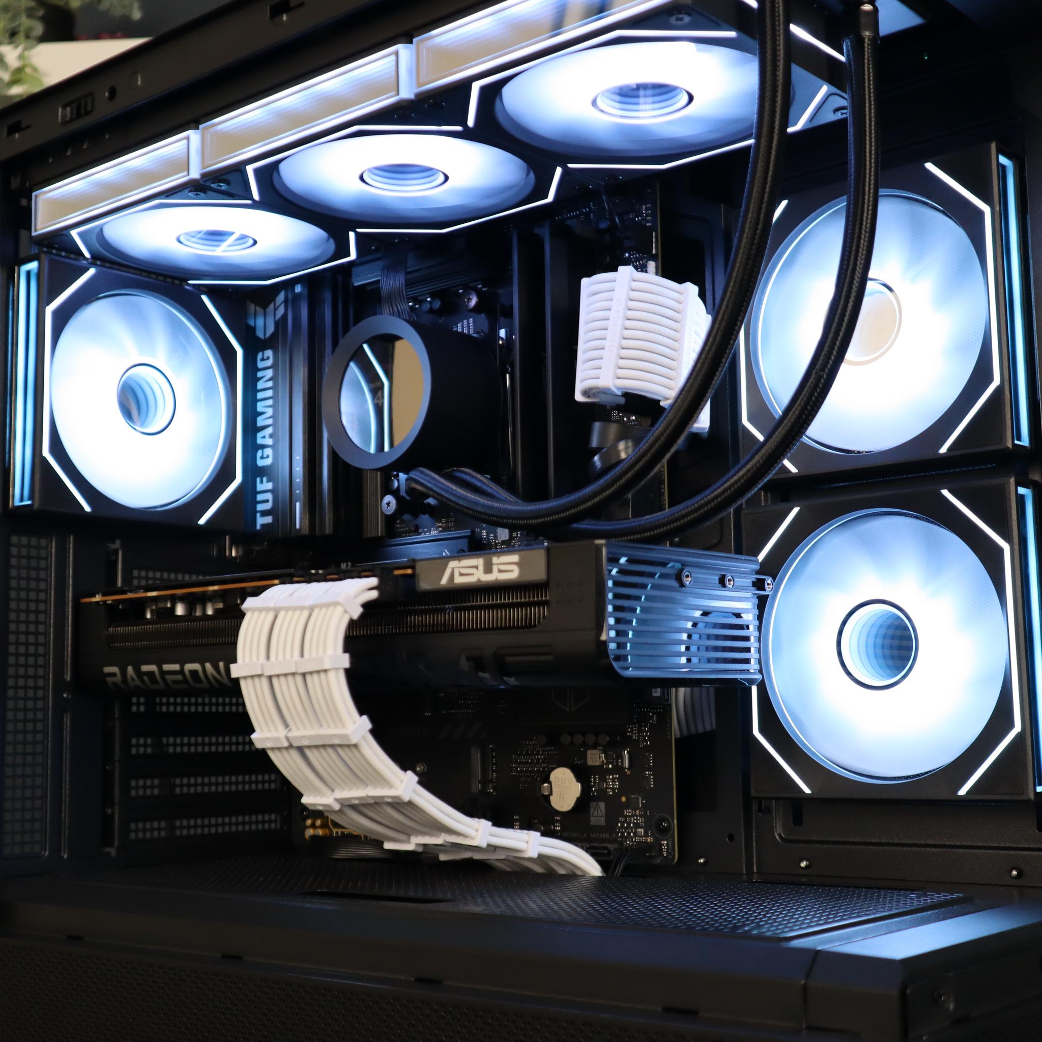 Radeon RX 9070 XT Custom Gaming PC - Ryzen 7 9800X3D, 32GB RAM