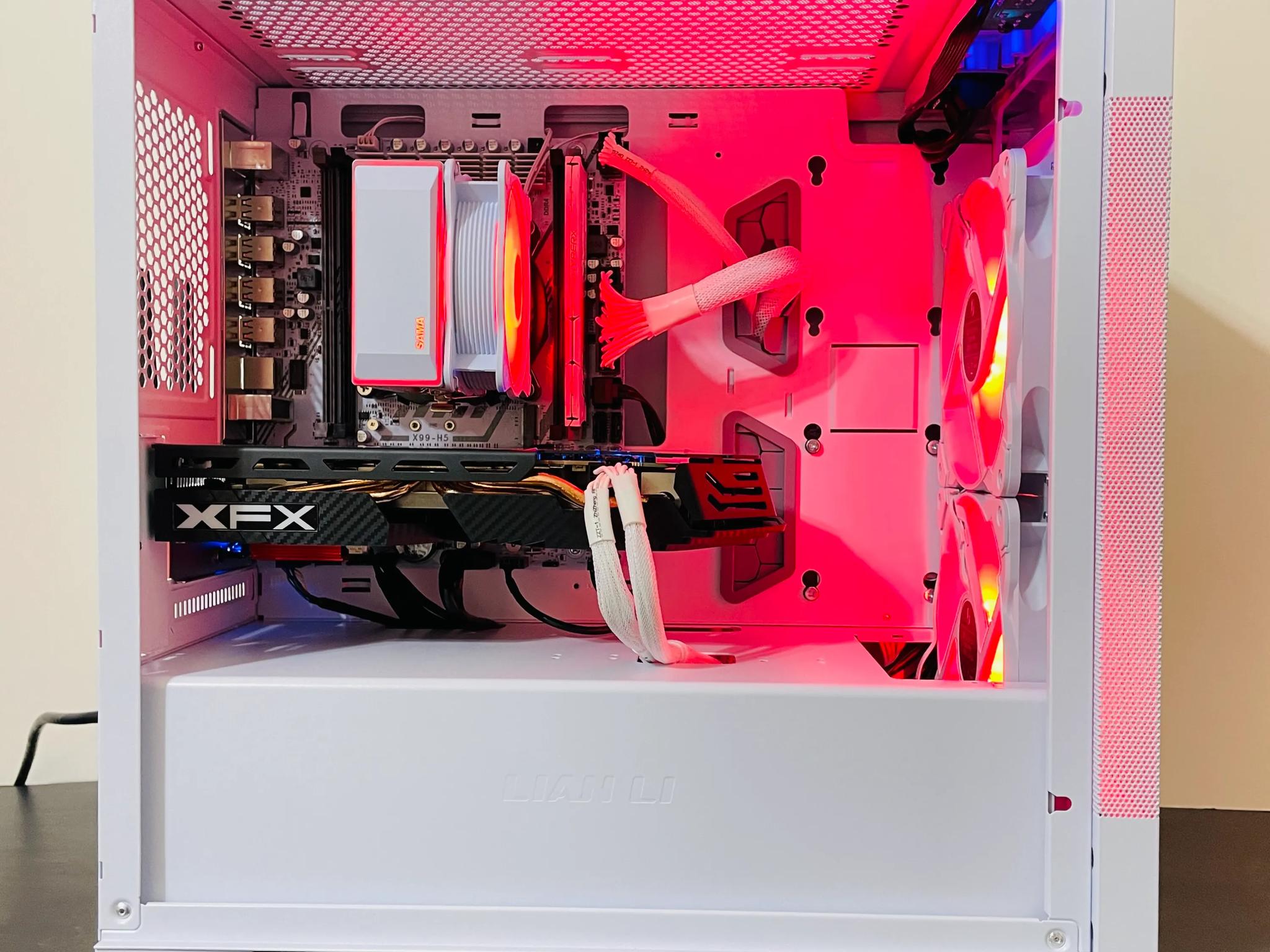 ⚡Great Value White Gaming PC - Intel Xeon 10-cores ● 16GB RAM ● 512GB SSD ● Wi-Fi ● AMD RX 580 8GB
