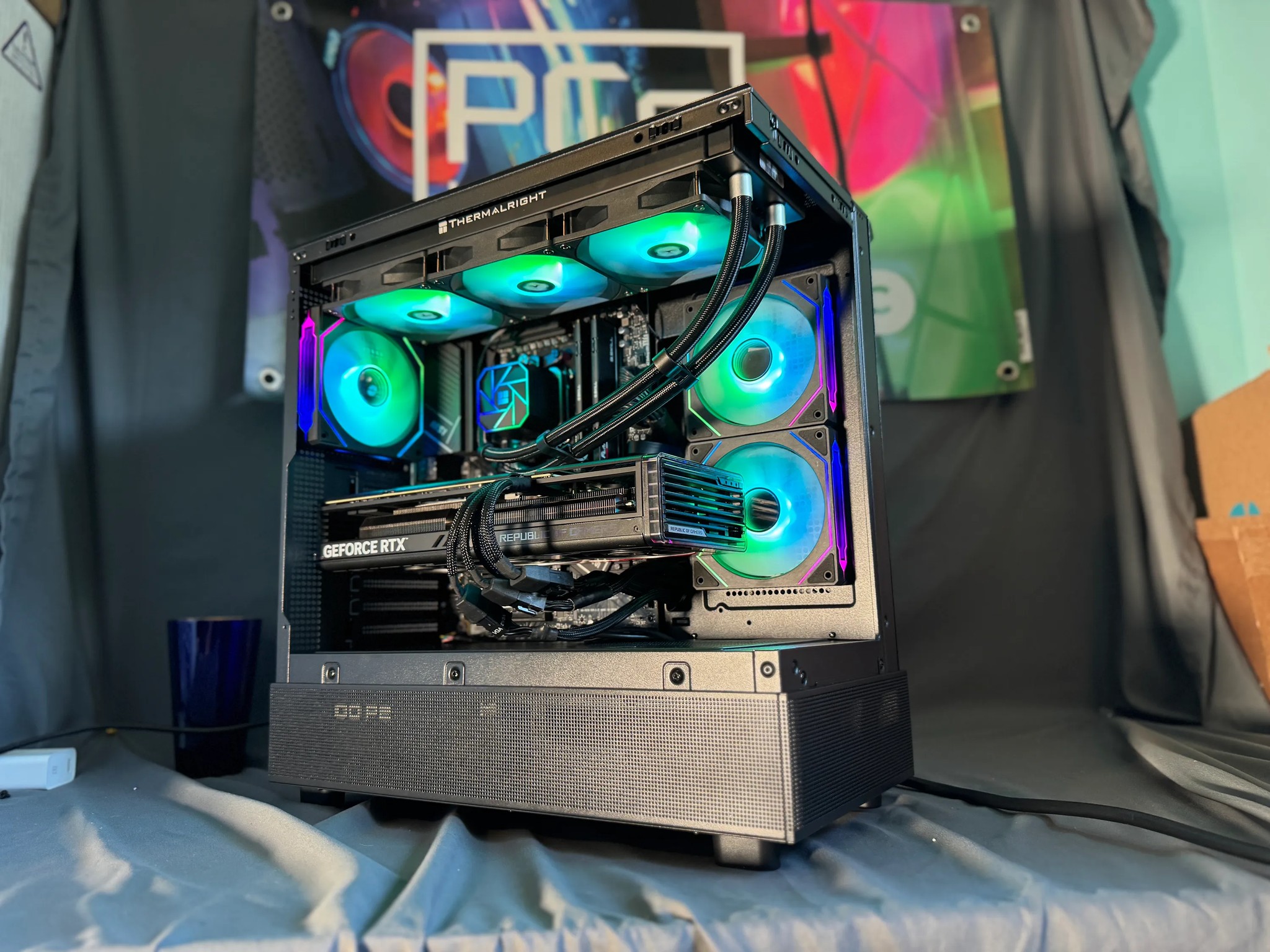 RTX 4070TI Strix Ryzen 7700X Gaming PC