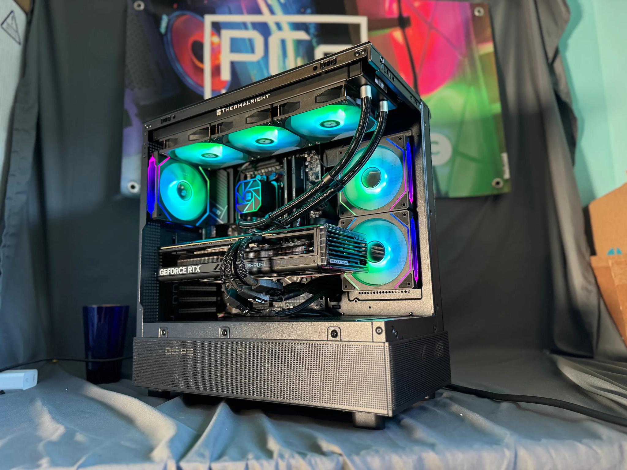 RTX 4070TI Strix Ryzen 7700X Gaming PC