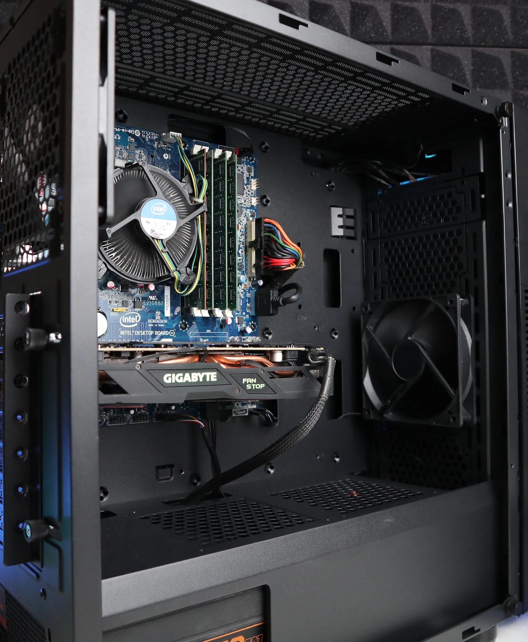 Fastlane | i5 2400S/RX 570 4GB Gaming PC 