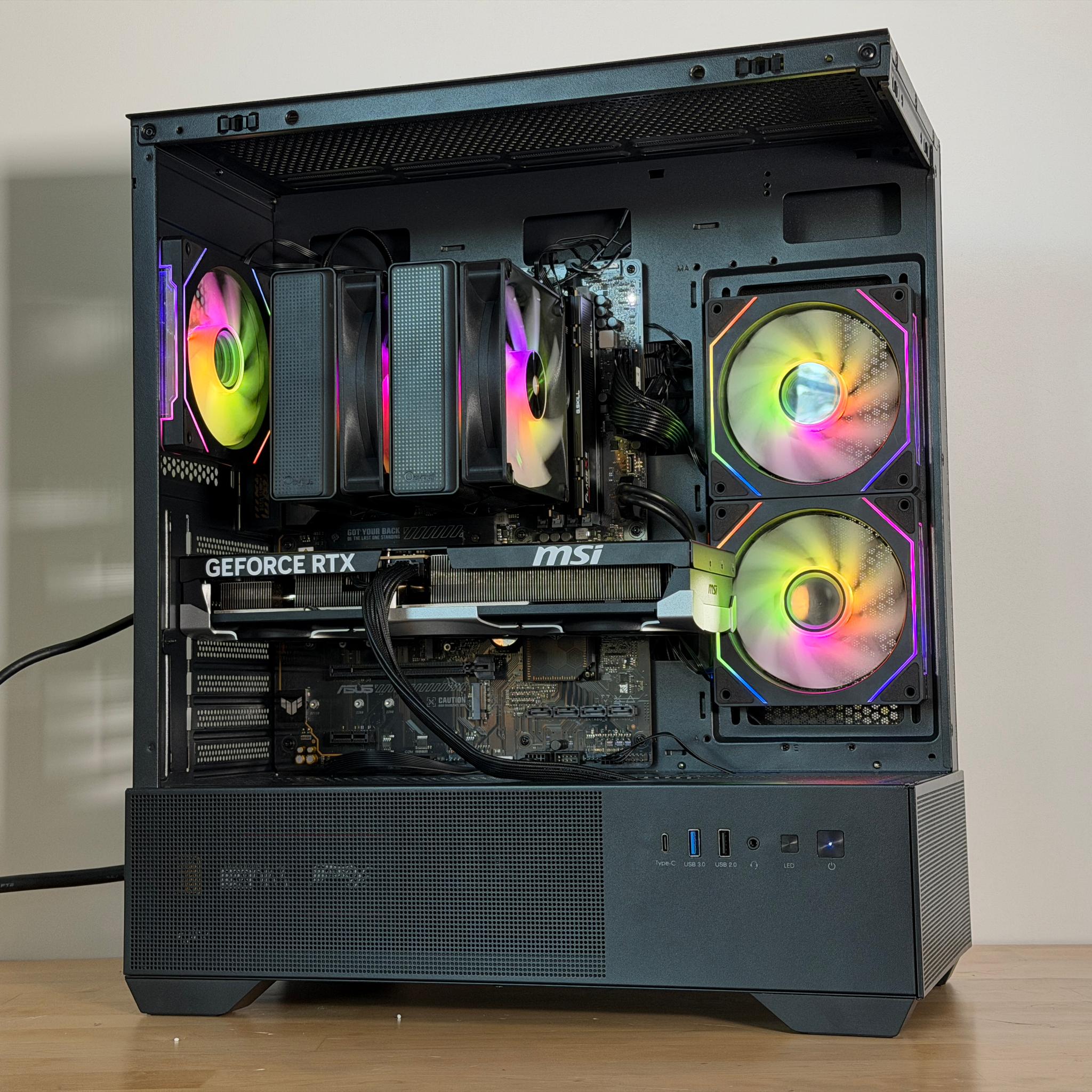 RTX 5070 Ryzen 7 9700x Gaming PC