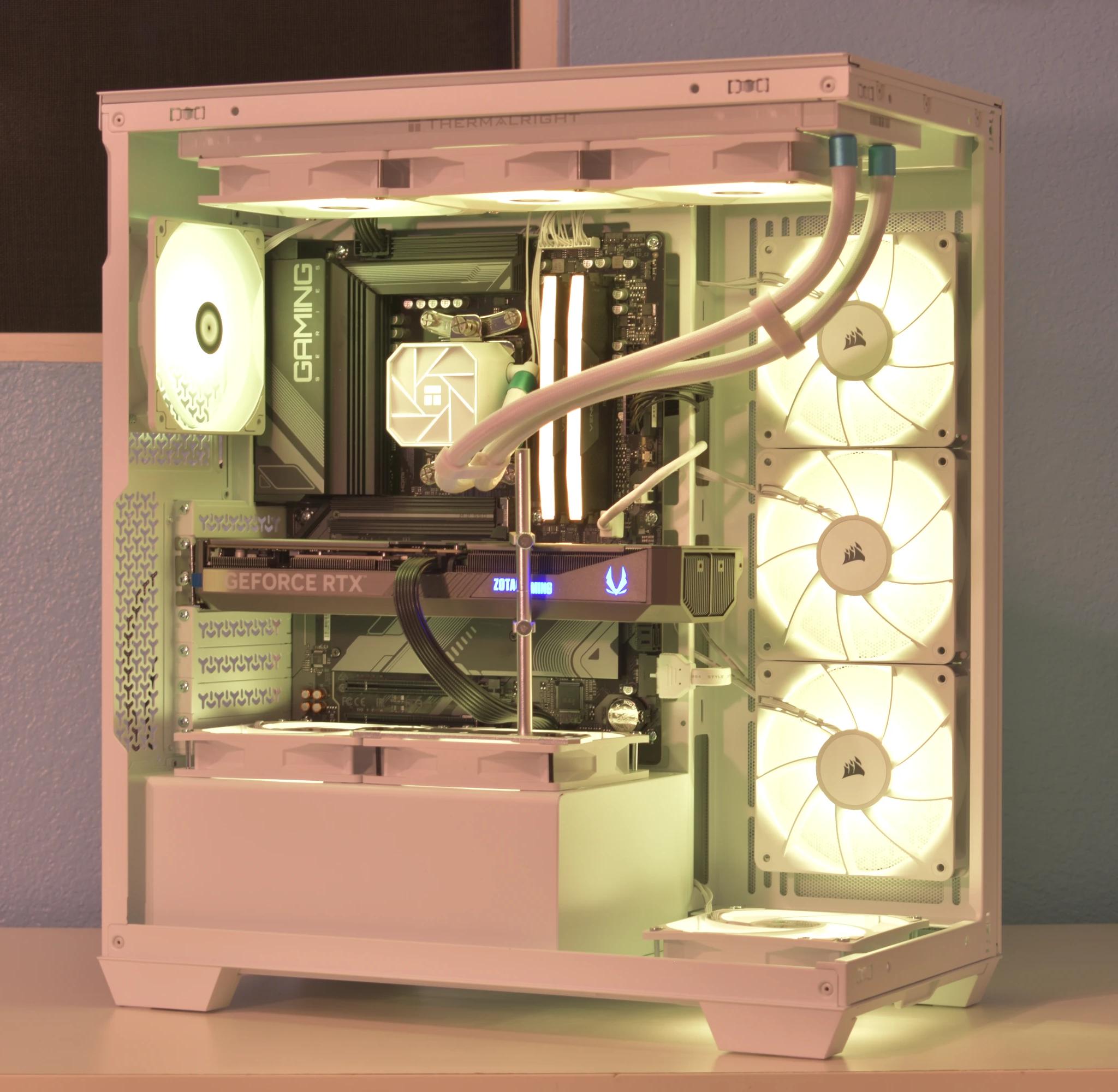 🚀Performance Gamer🚀 Ryzen 7 7700X | RTX 5070 12GB | 32GB DDR5 | 1TB nVME SSD | White | RGB+Wifi