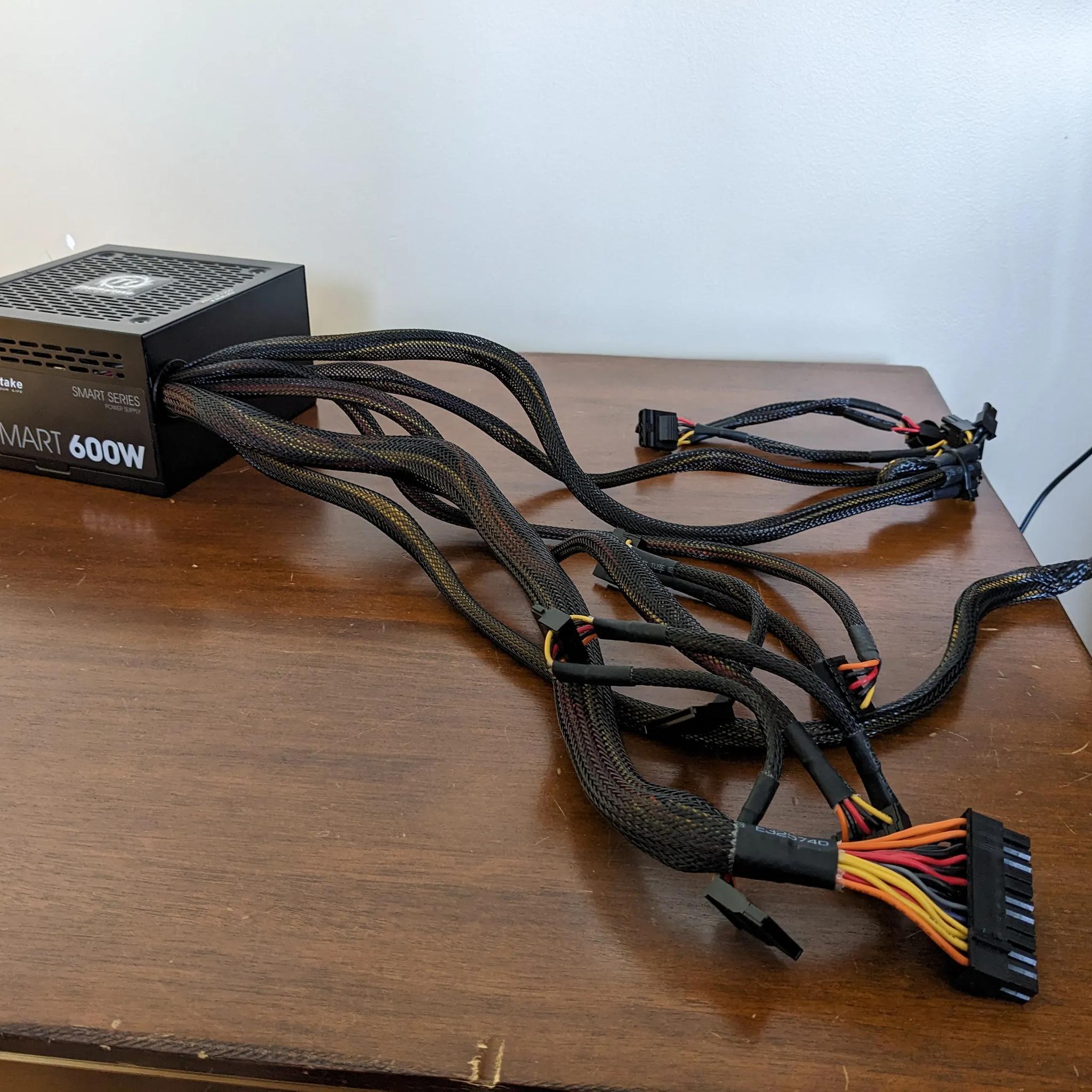 Thermaltake Smart 600W 80 Plus Gold Certified Used