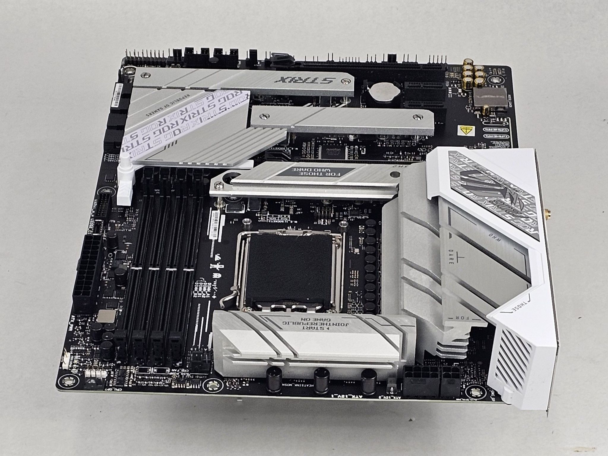 ASUS ROG STRIX B650-A GAMING WIFI AMD AM5 DDR5 ATX Motherboard
