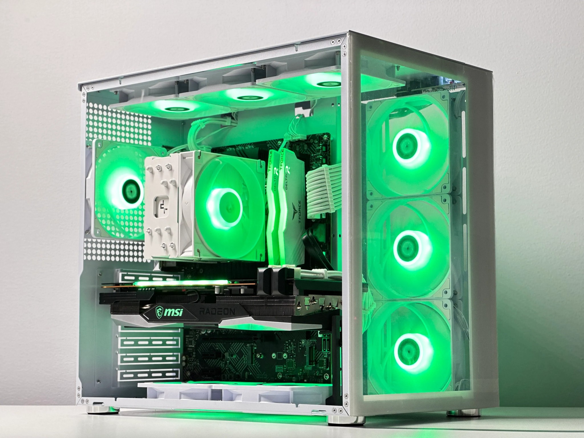 1440p-4K👑 Gaming PC🚀AMD RX 6800 16GB GDRR6⚡Intel 12600K 10-Core⚡32GB DDR4⚡1TB NVME