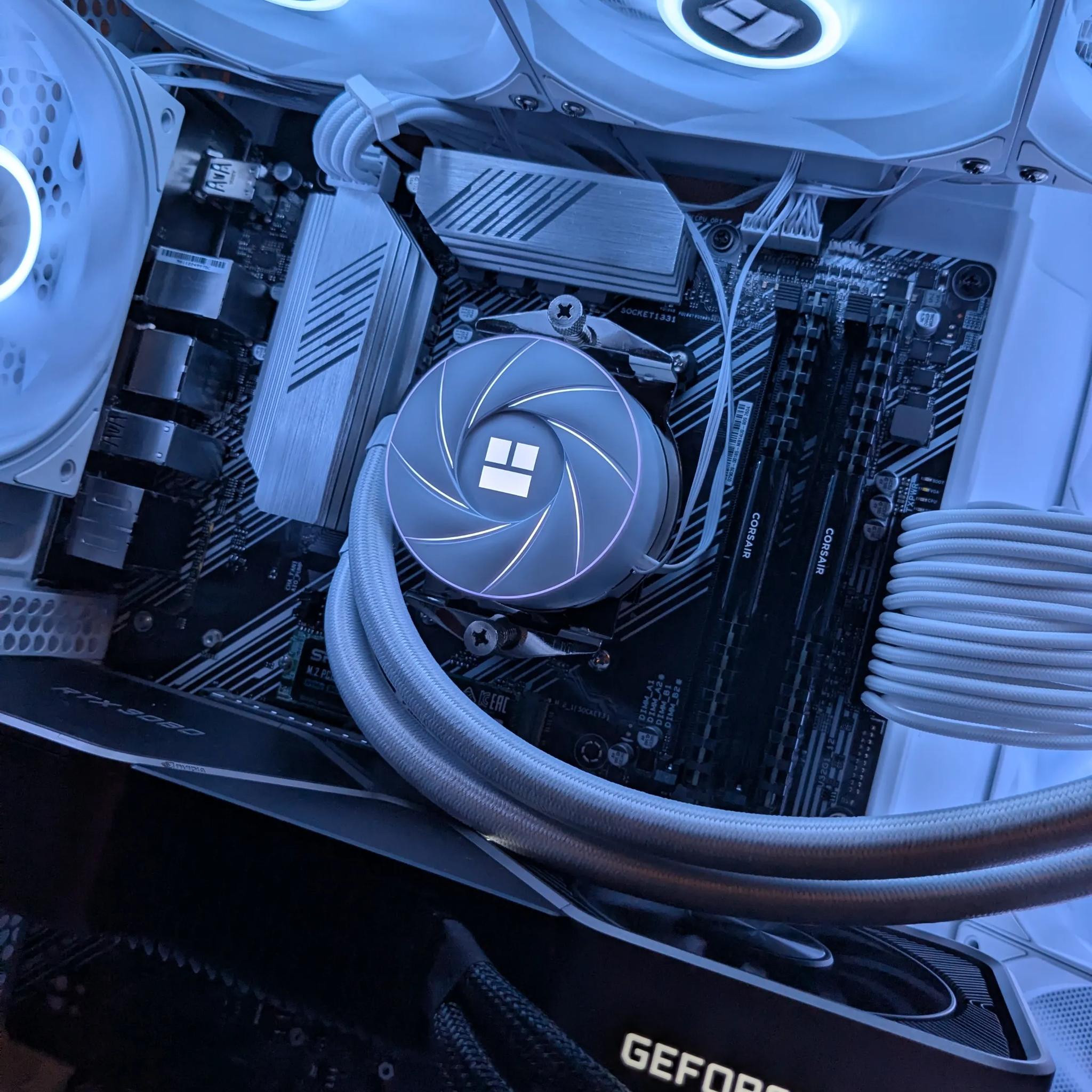 🔥RTX 3080, Ryzen 7 5800X, 16 GB RAM, 1 TB Storage