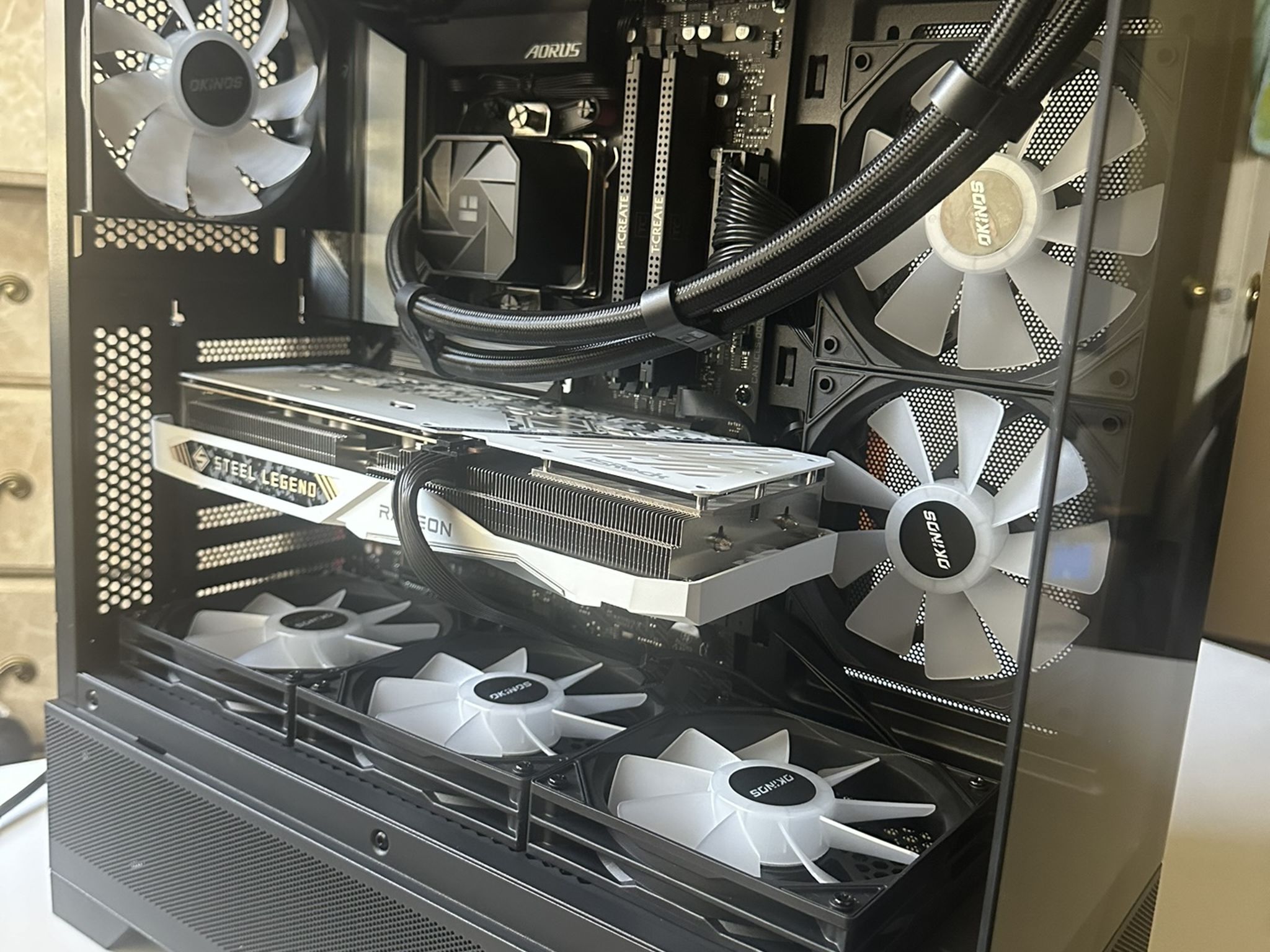 Gaming PC (Ryzen 7 7700X / RX 7600)