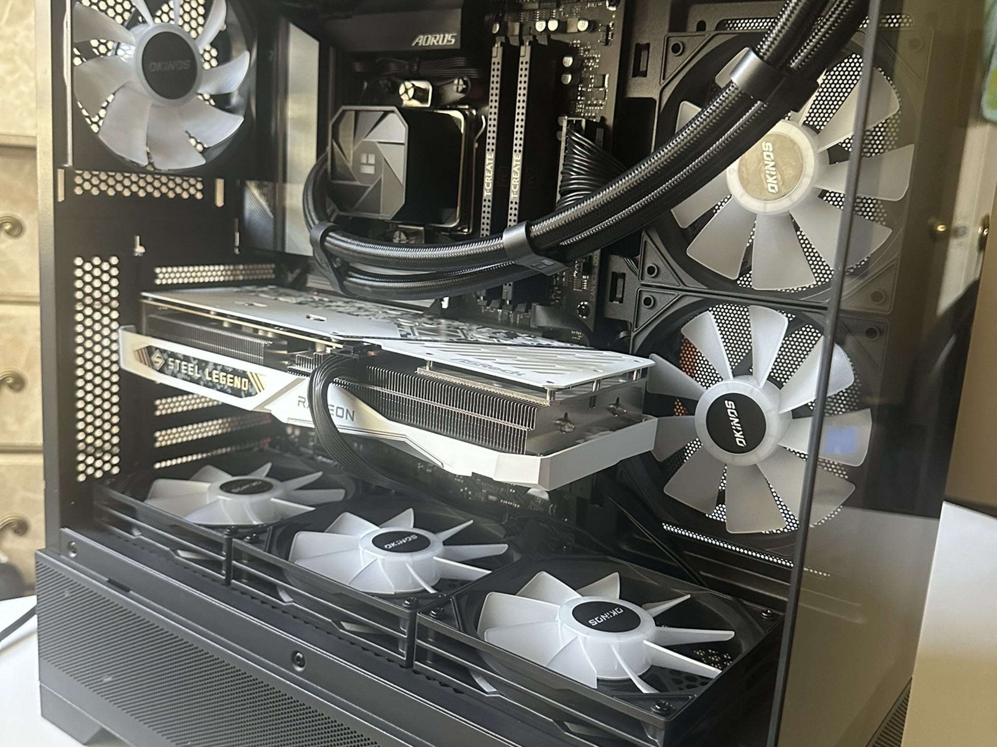 Gaming PC (Ryzen 7 7700X / RX 7600)