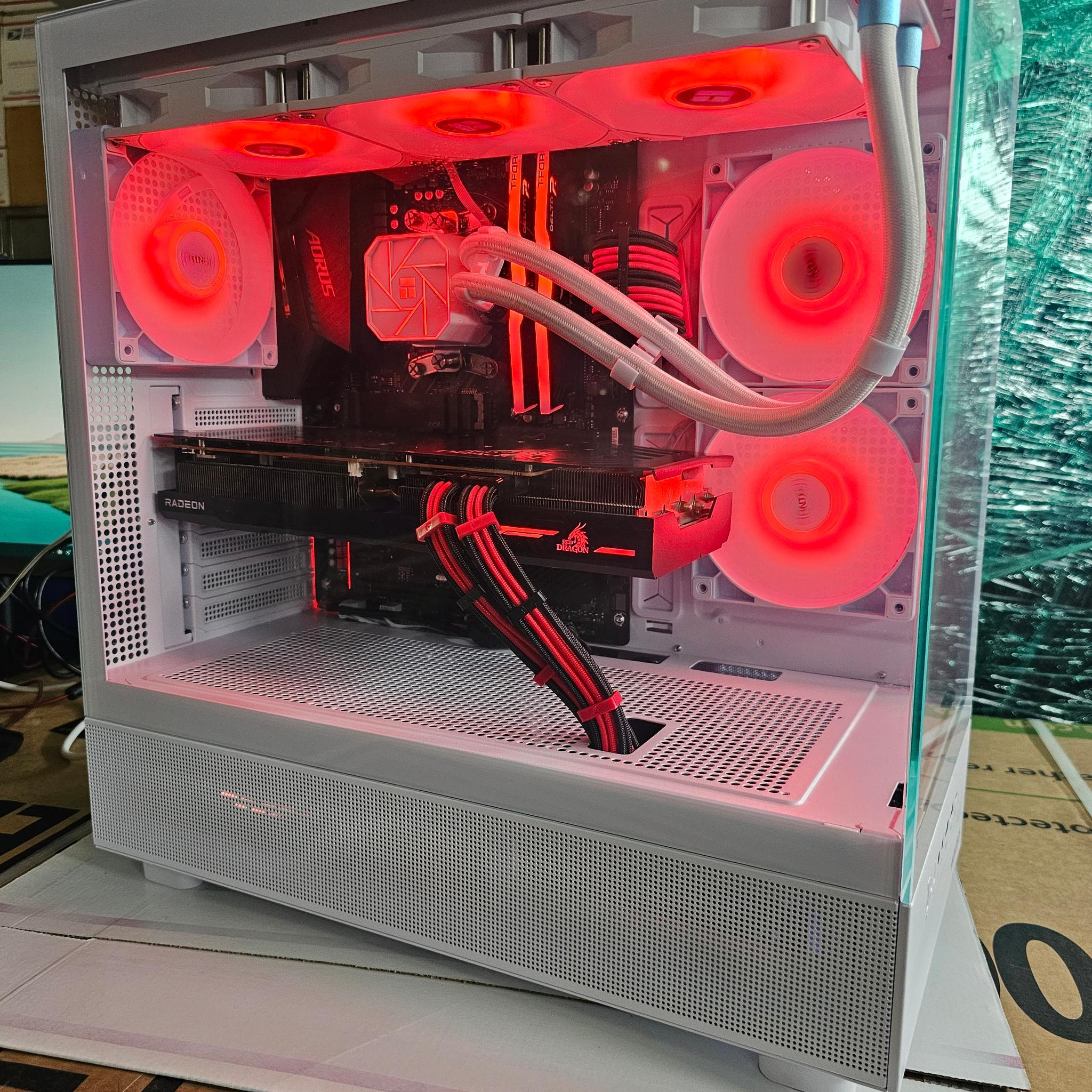 White Gaming PC | Ryzen 9 5900X  | 32GB RAM | 1TB SSD | 6800xt 16GB | WINDOWS 11 PRO |