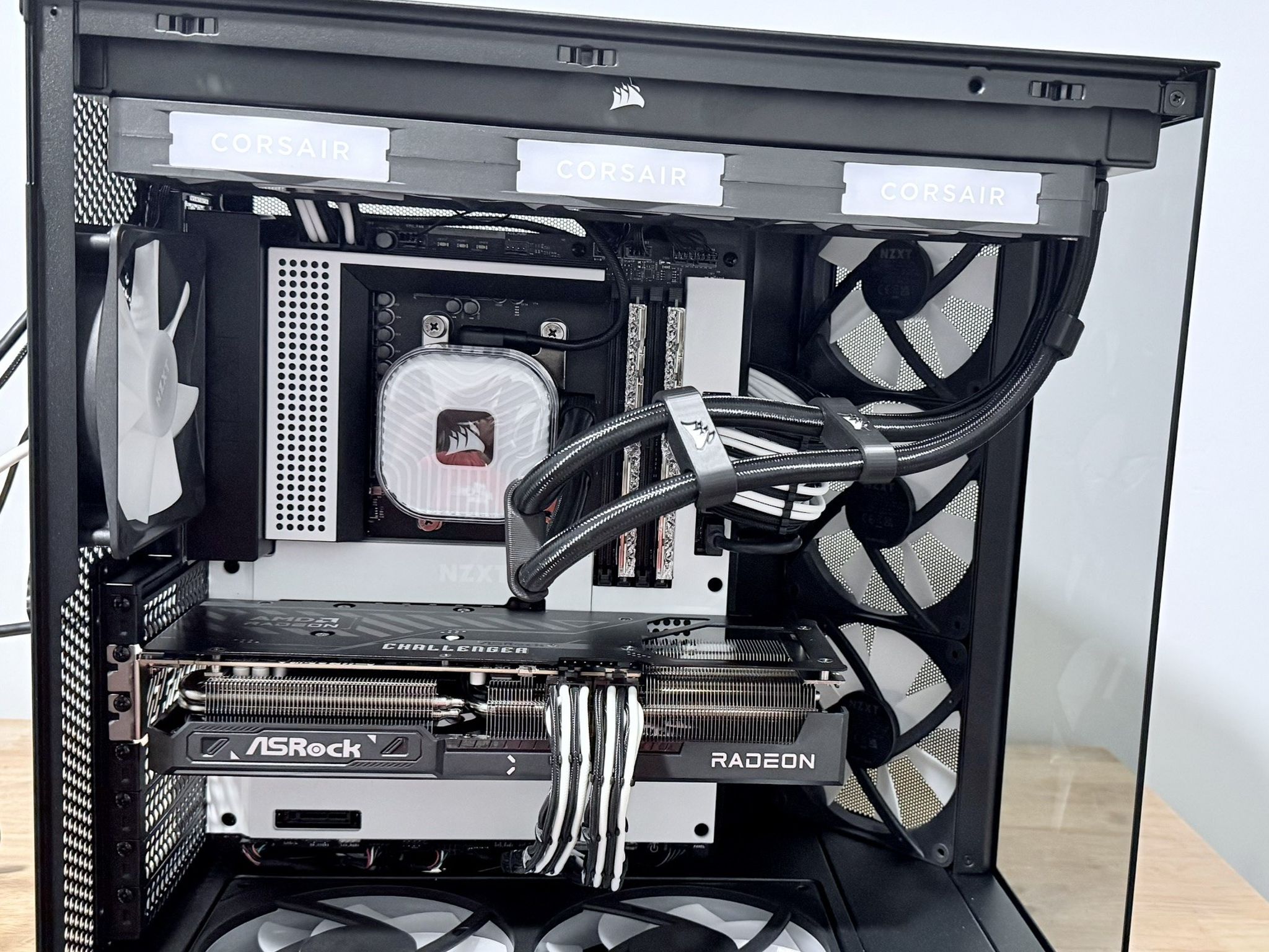 Checkmate Radeon RX 9070 Challenger OC 16GB