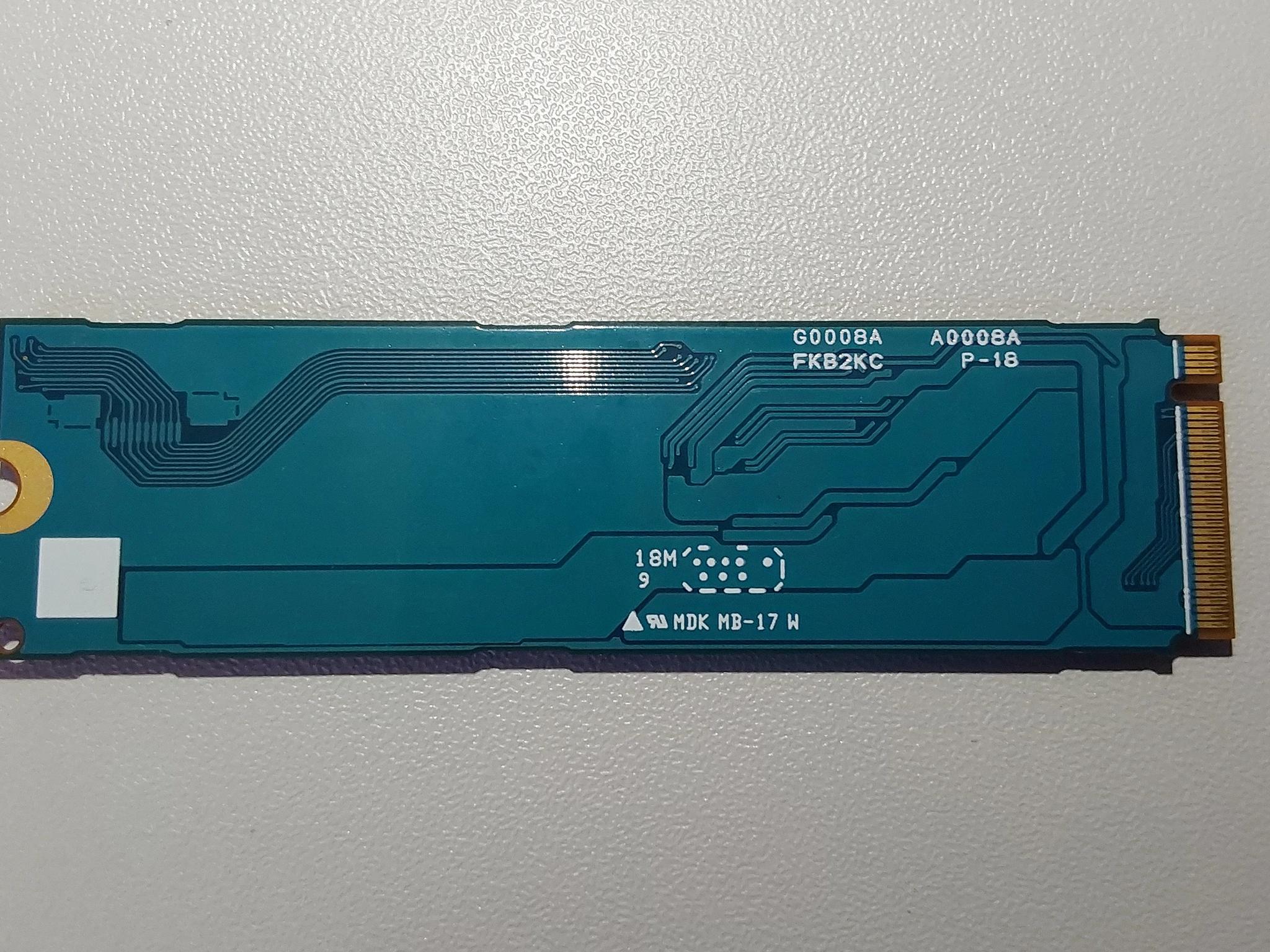 Toshiba KXG60ZNV512G NVMe 512GB SSD
