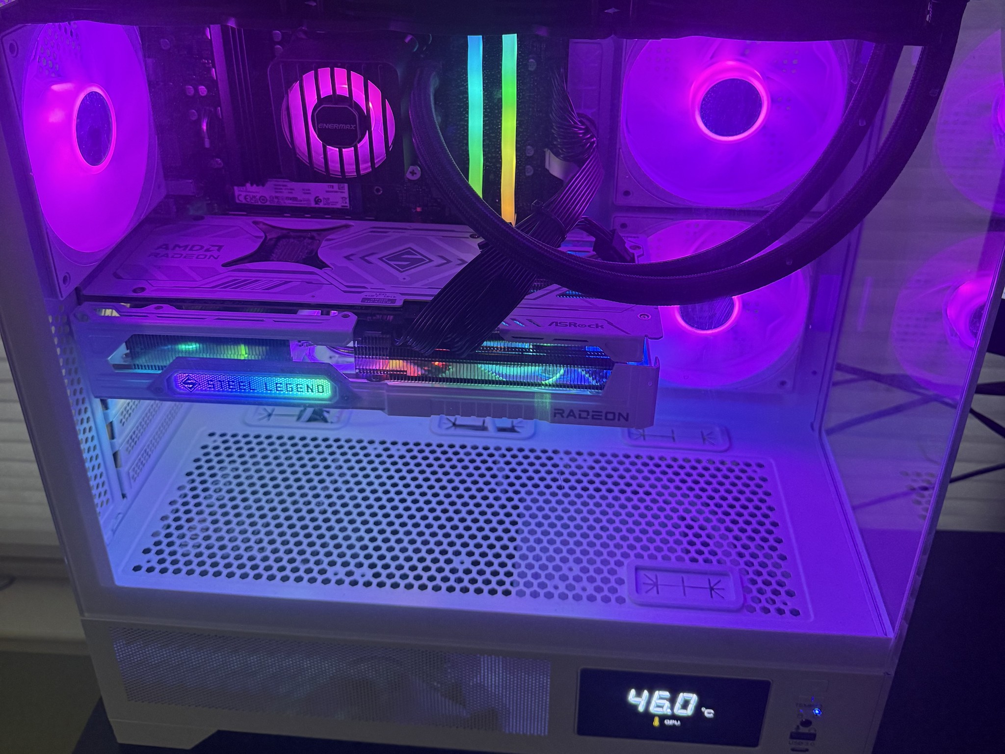 Radeon RX 9070 XT Custom Gaming PC - Ryzen 7 9700X