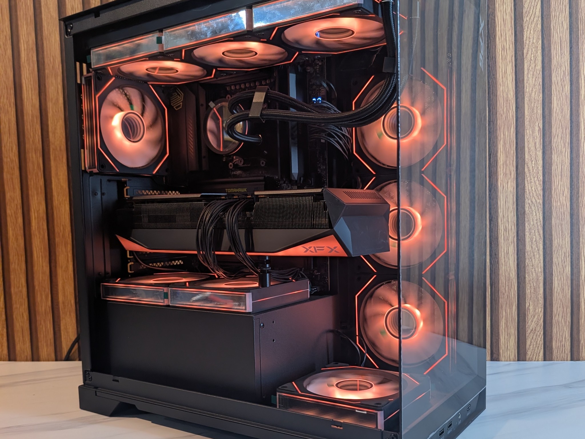 XFX 9070XT 16GB | RYZEN 7 9800X3D | 32GB DDR5 | 2TB NVME | 360MM AIO | 850W