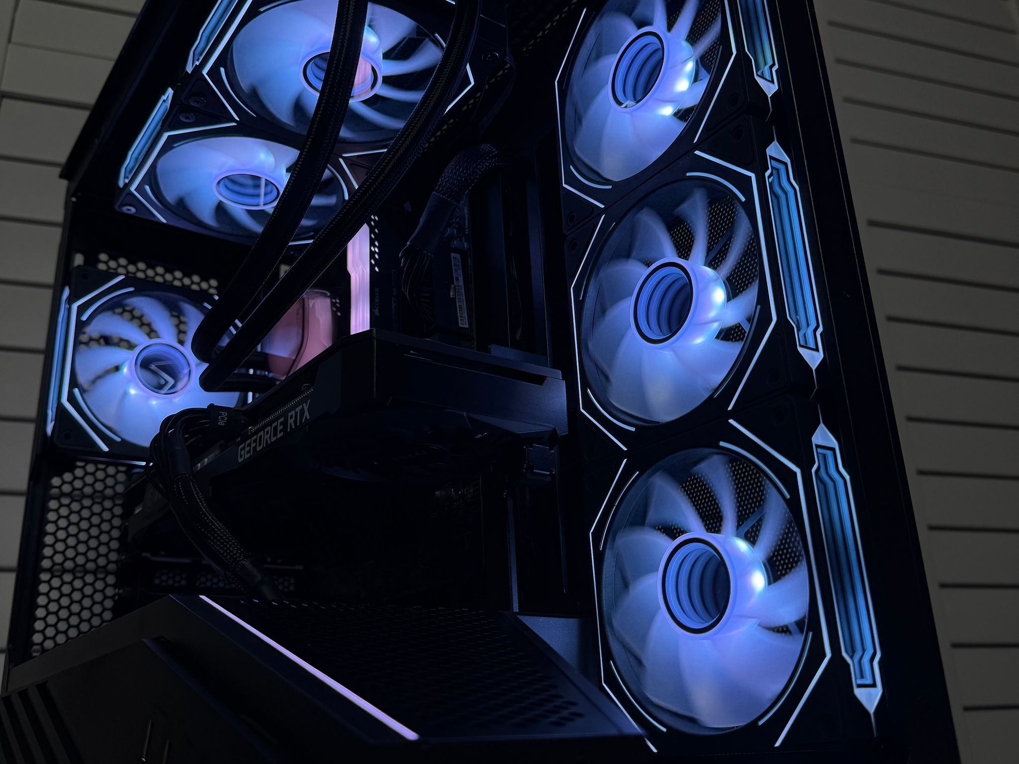 🏔️“GLACIER” | RTX 3060 12GB + i5-10400F | Liquid-Cooled 1440p Gaming PC