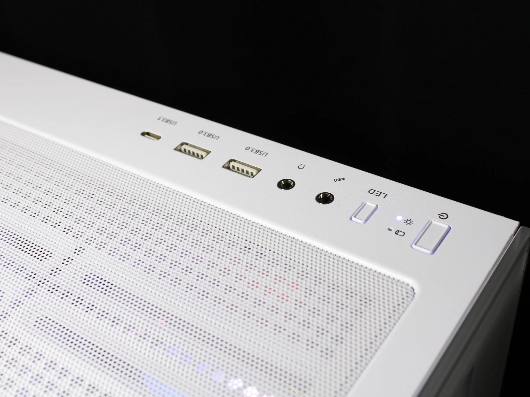 White Gaming PC [GTX 1660 Super][ Intel i7]