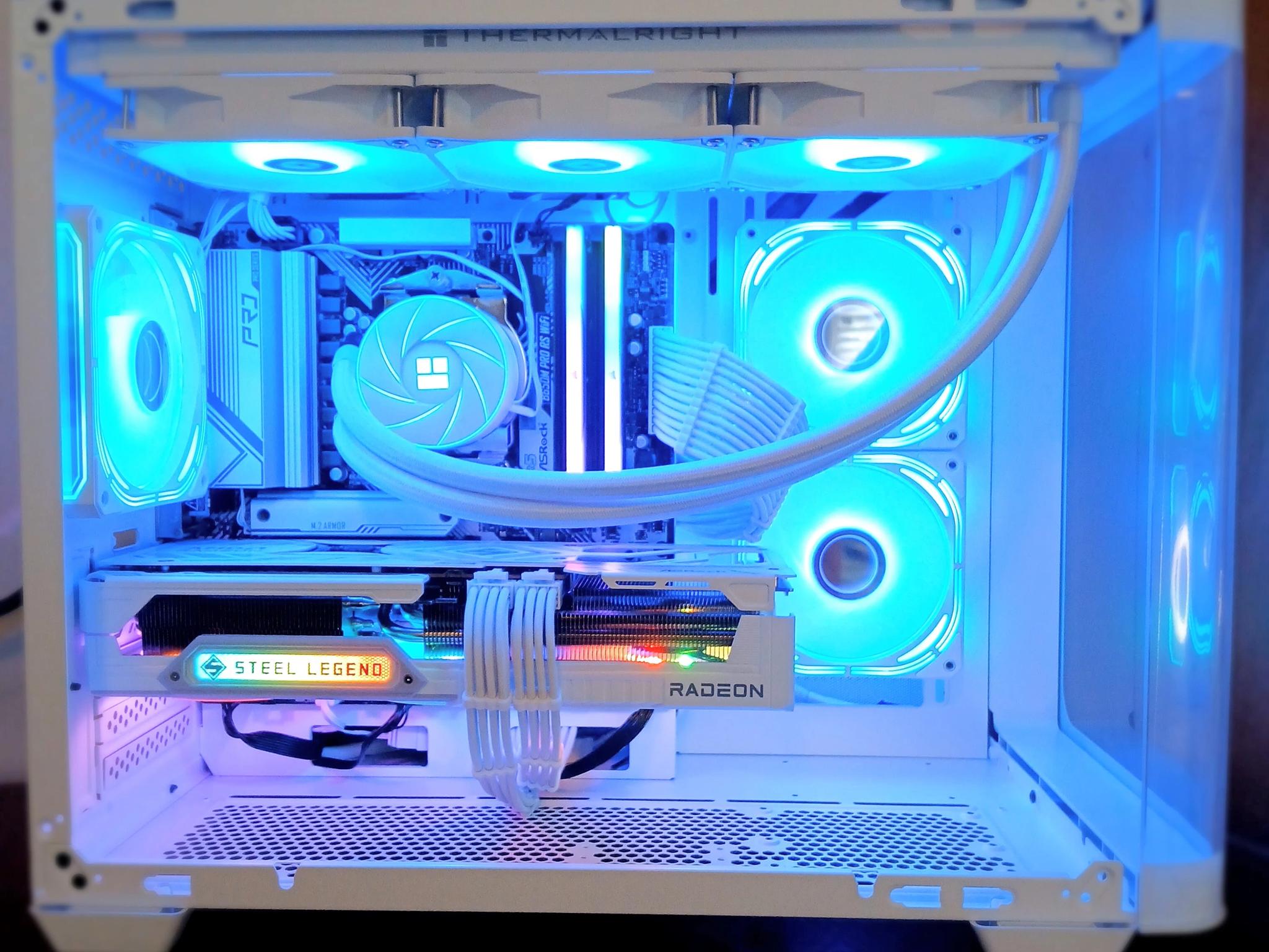 All White 4K Gaming | RX 9070 XT 16GB | Ryzen 7 7700 | 32GB RAM
