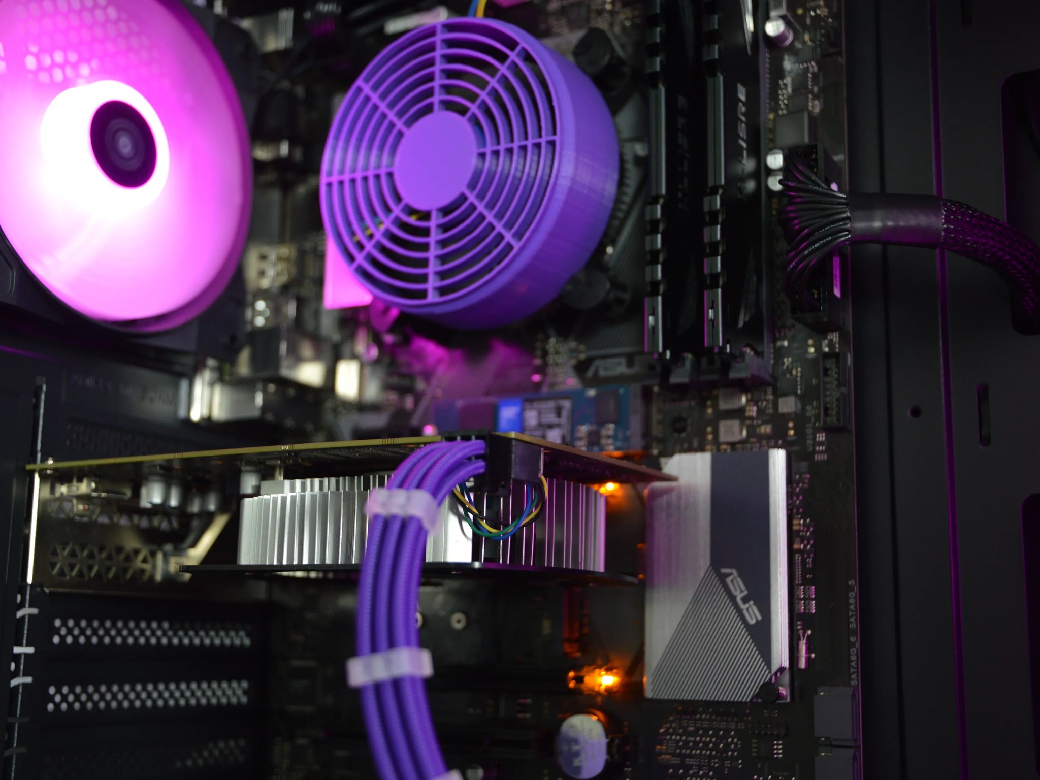 ⚫🟣| GTX 1060 | INTEL i5-8400 | 16GB DDR4 RAM | 1TB NVME SSD | Royal Darkness |