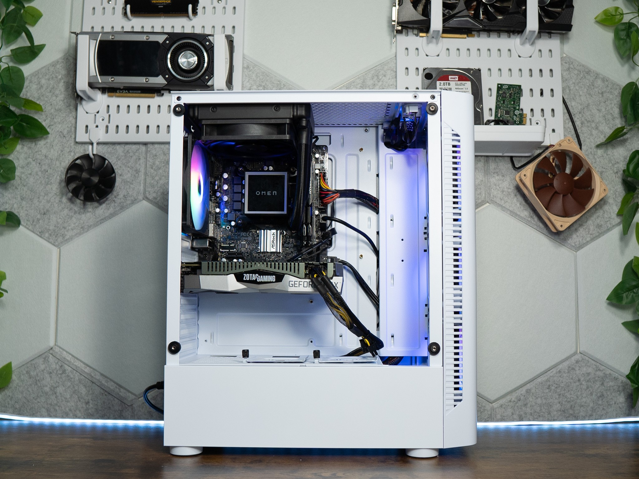🌨🍬 | ZOTAC RTX 2060 | INTEL i5 10400F | 32GB DDR4 RAM | 1.25TB | Arctic Candy