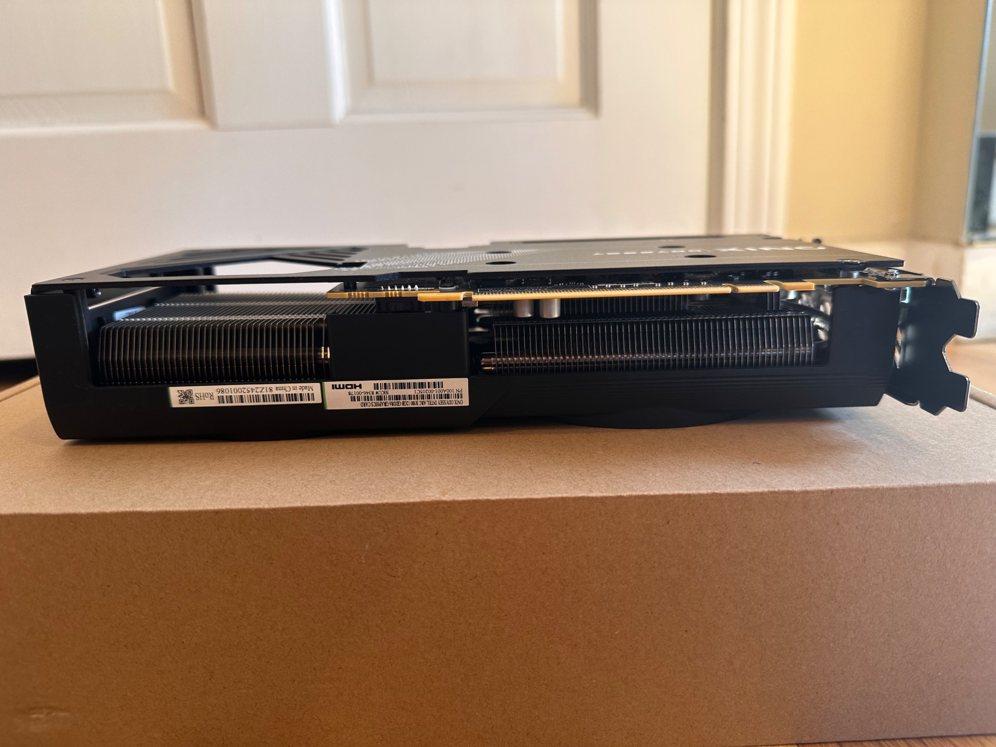 Intel Arc B580 - Onix Odyssey GPU