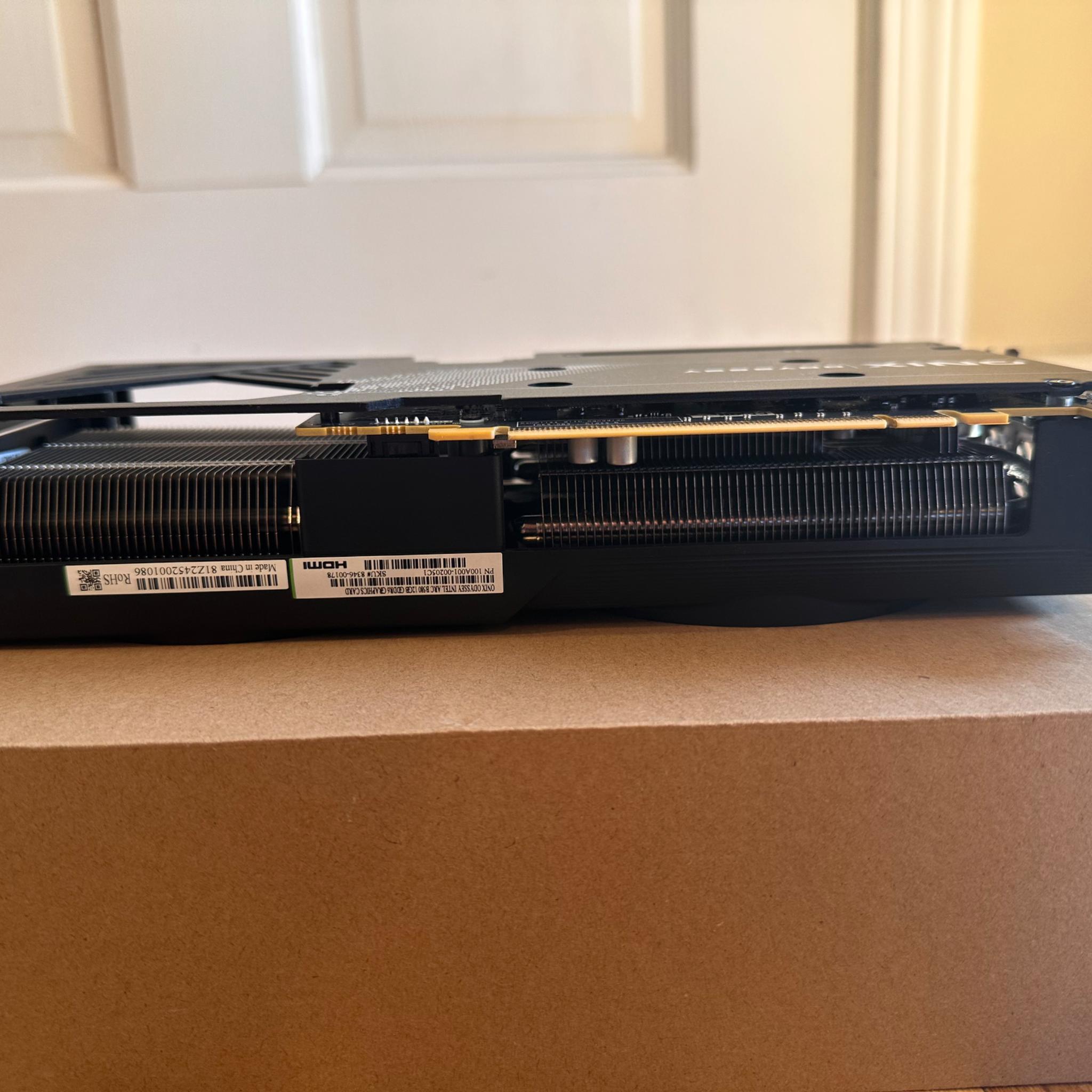 Intel Arc B580 - Onix Odyssey GPU