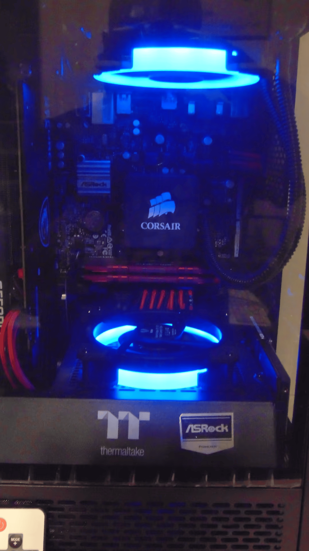i7 8700 (RTX3050 8GB) 16GB DDR 4 256SSD 1TB Wifi WaterCooled RGB ThermalTake Tower 100