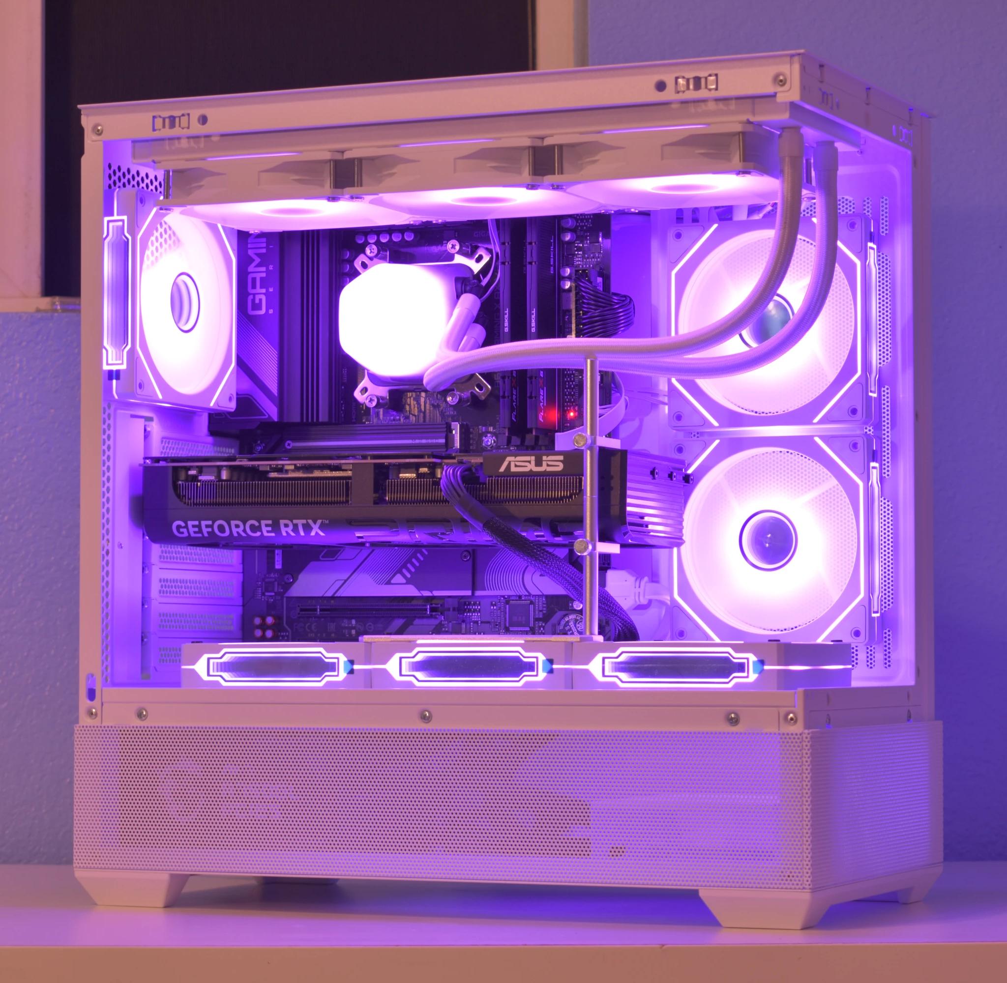 🚀High End Gamer🚀 Ryzen 7 9800X3D | RTX 5070ti 16GB | 32GB DDR5 | 2TB nVME SSD | White | RGB+Wifi