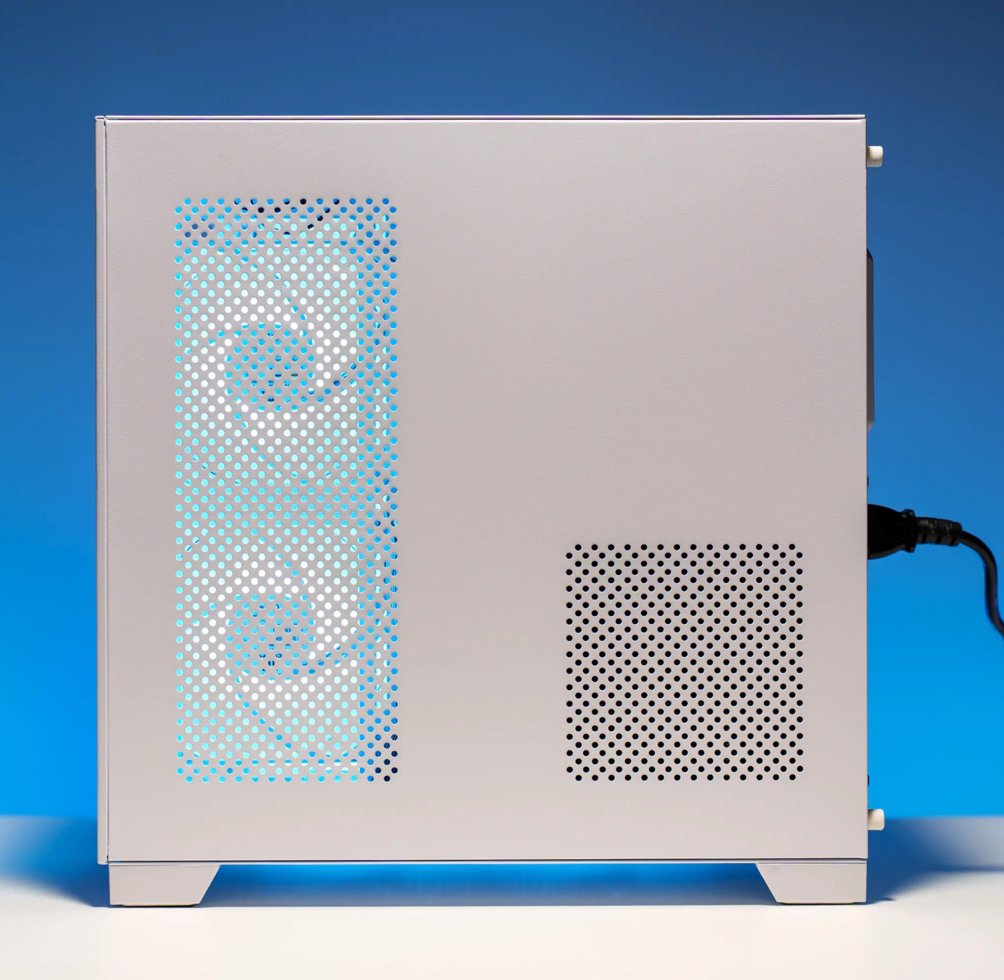 All White Gaming PC | Ryzen 5 5600x | RX 6600 | 16GB DDR4 3600MHz | 1TB m.2