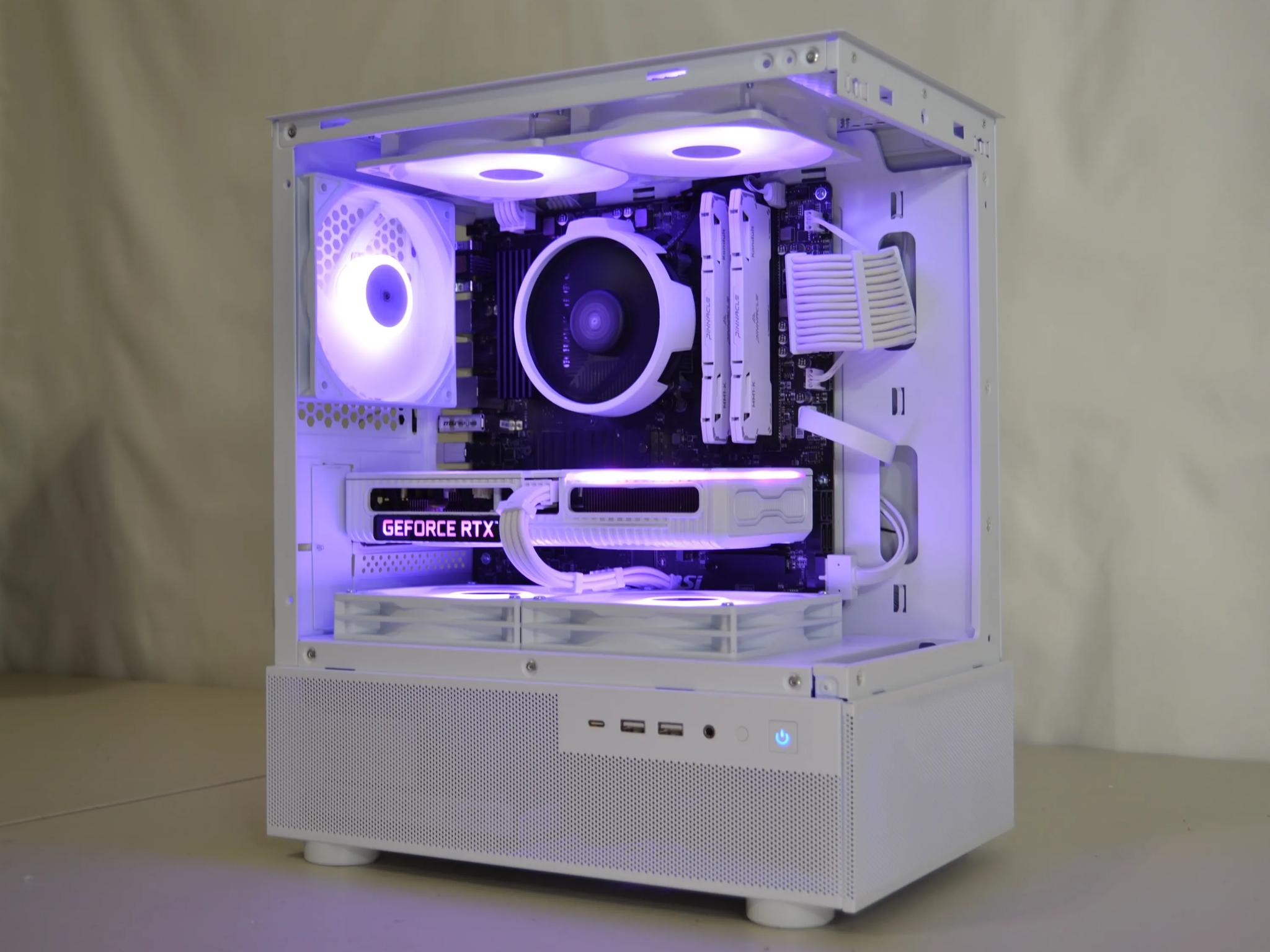 ⚪White Out V4⚪ - RTX 3060ti | Ryzen 7 3700X | 1tb NVMe | Windows 11 FULLY Activated