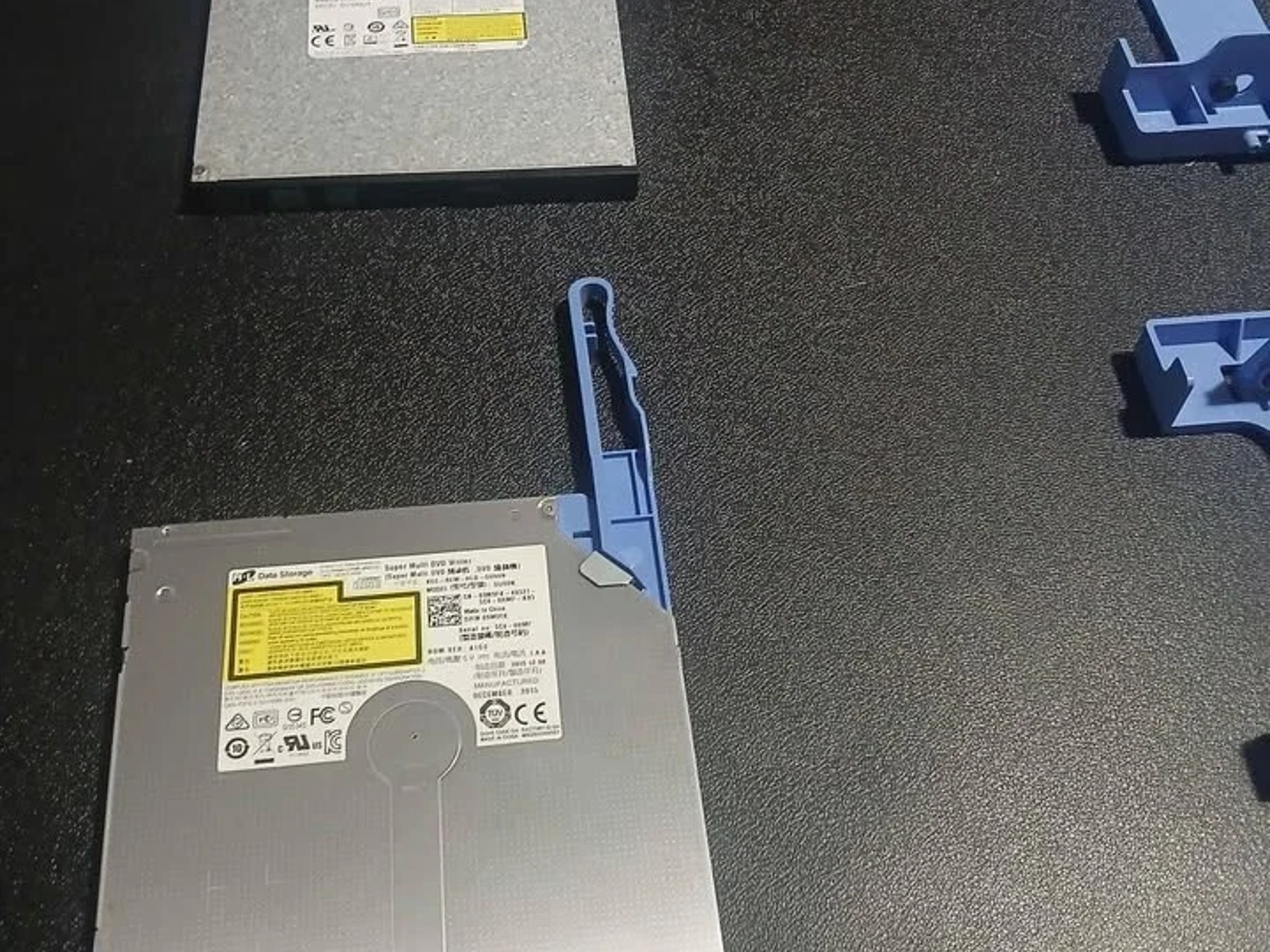 Dell OptiPlex 7040 CD / DVD Drive guys this price is for only