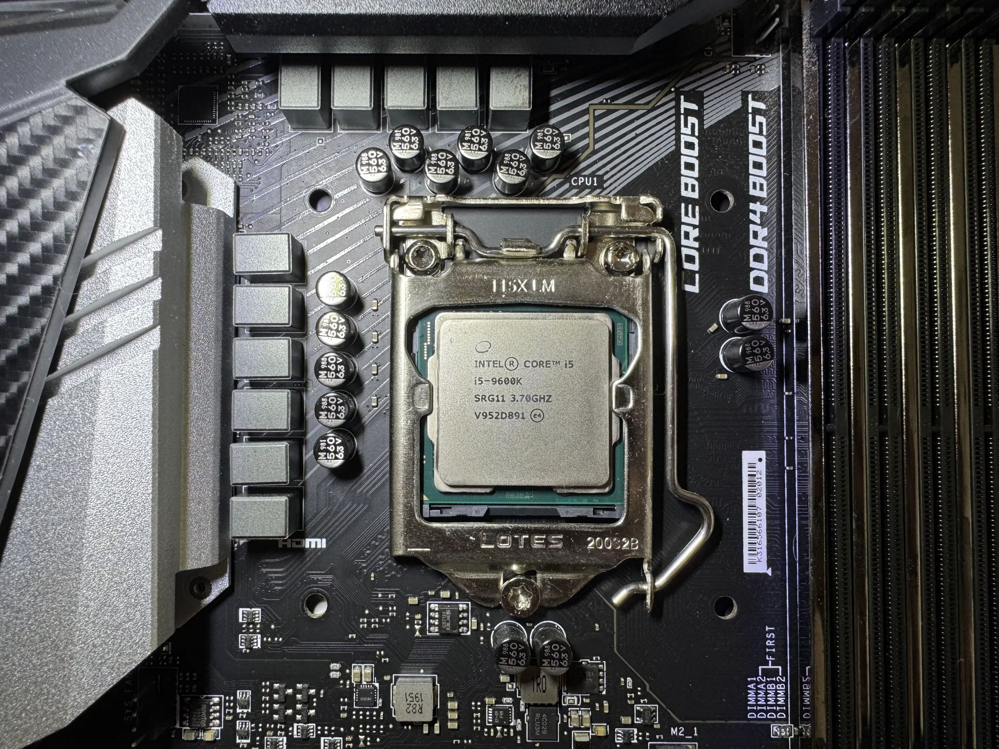 MSI MPG Z390 Gaming PRO Carbon AC WIFI w/ Intel Core i5-9600K 3.7GHz 6-Core Processor