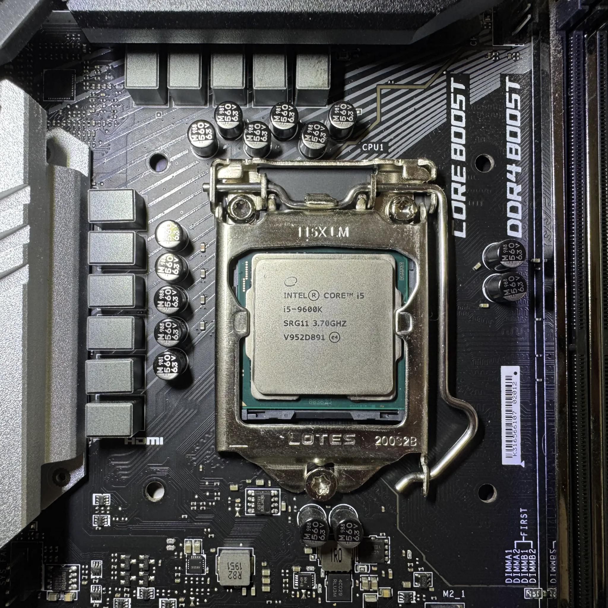 MSI MPG Z390 Gaming PRO Carbon AC WIFI w/ Intel Core i5-9600K 3.7GHz 6-Core Processor