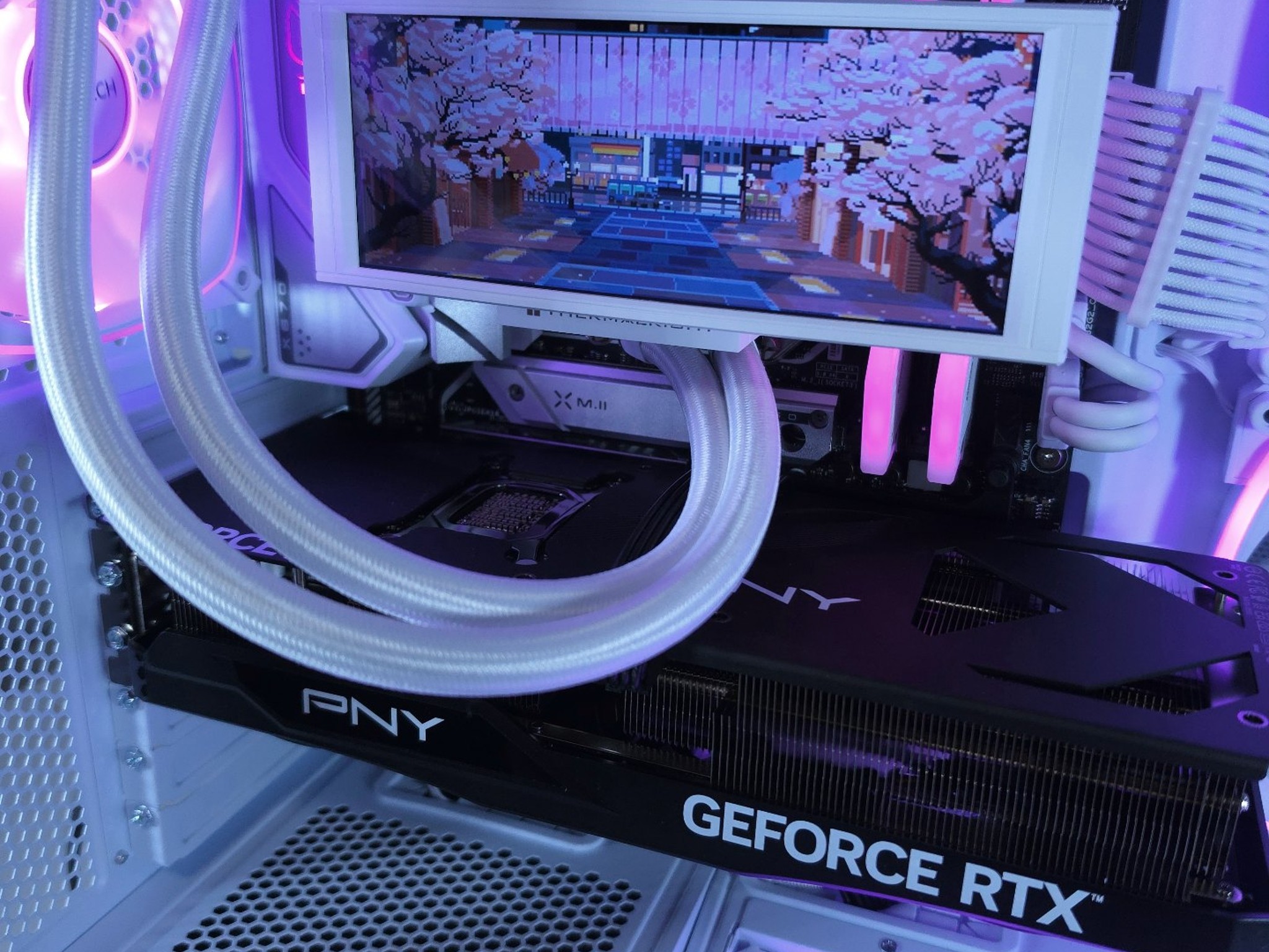 PNY RTX 5070Ti 💜 Ryzen 7 9800X3D