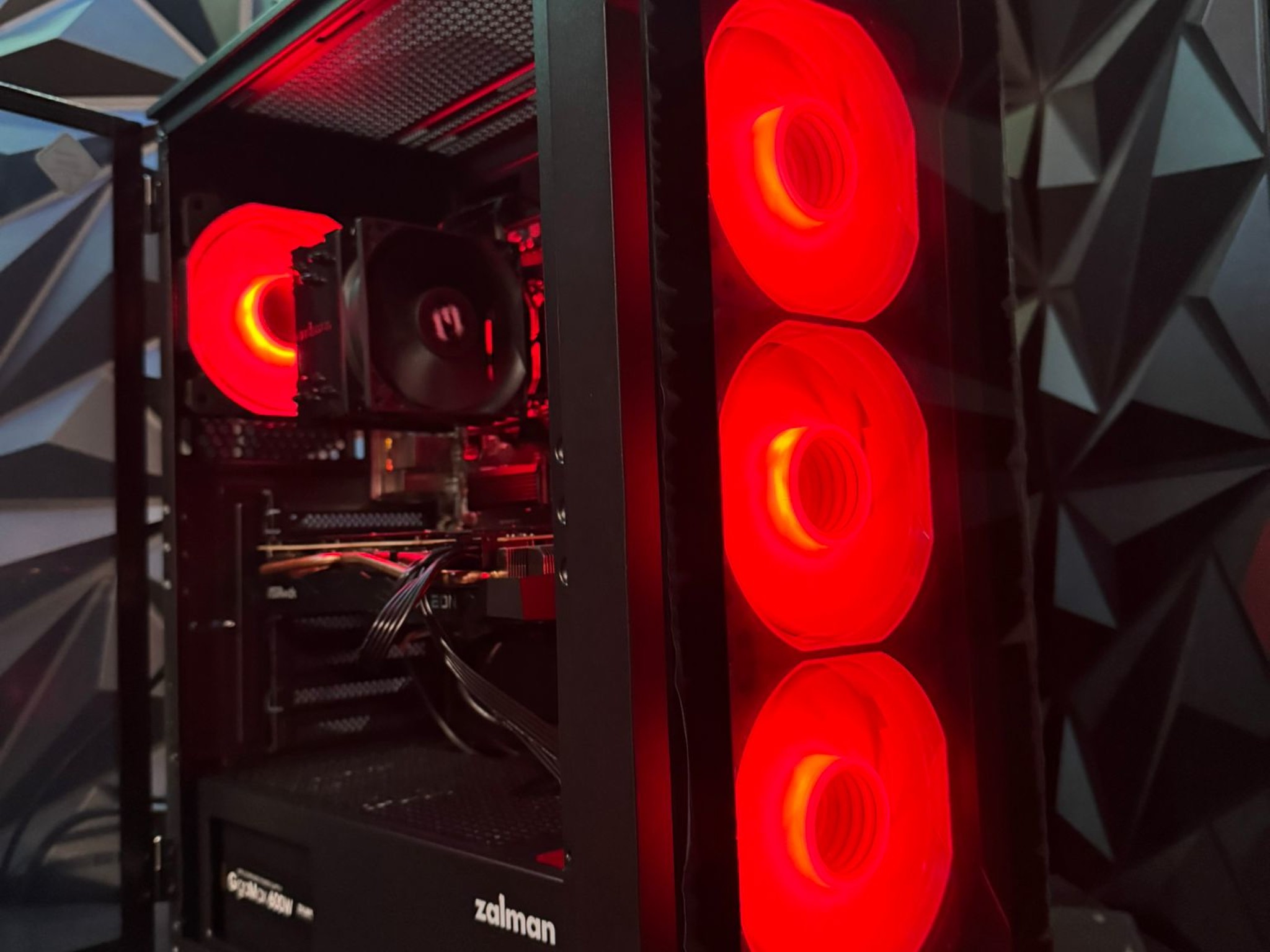 🟥🩸Red Leader🟥🩸1440P Gaming Ryzen 5 7600| RX 6700XT 12 GB| 32 GB DDR5| 1 TB NVMe