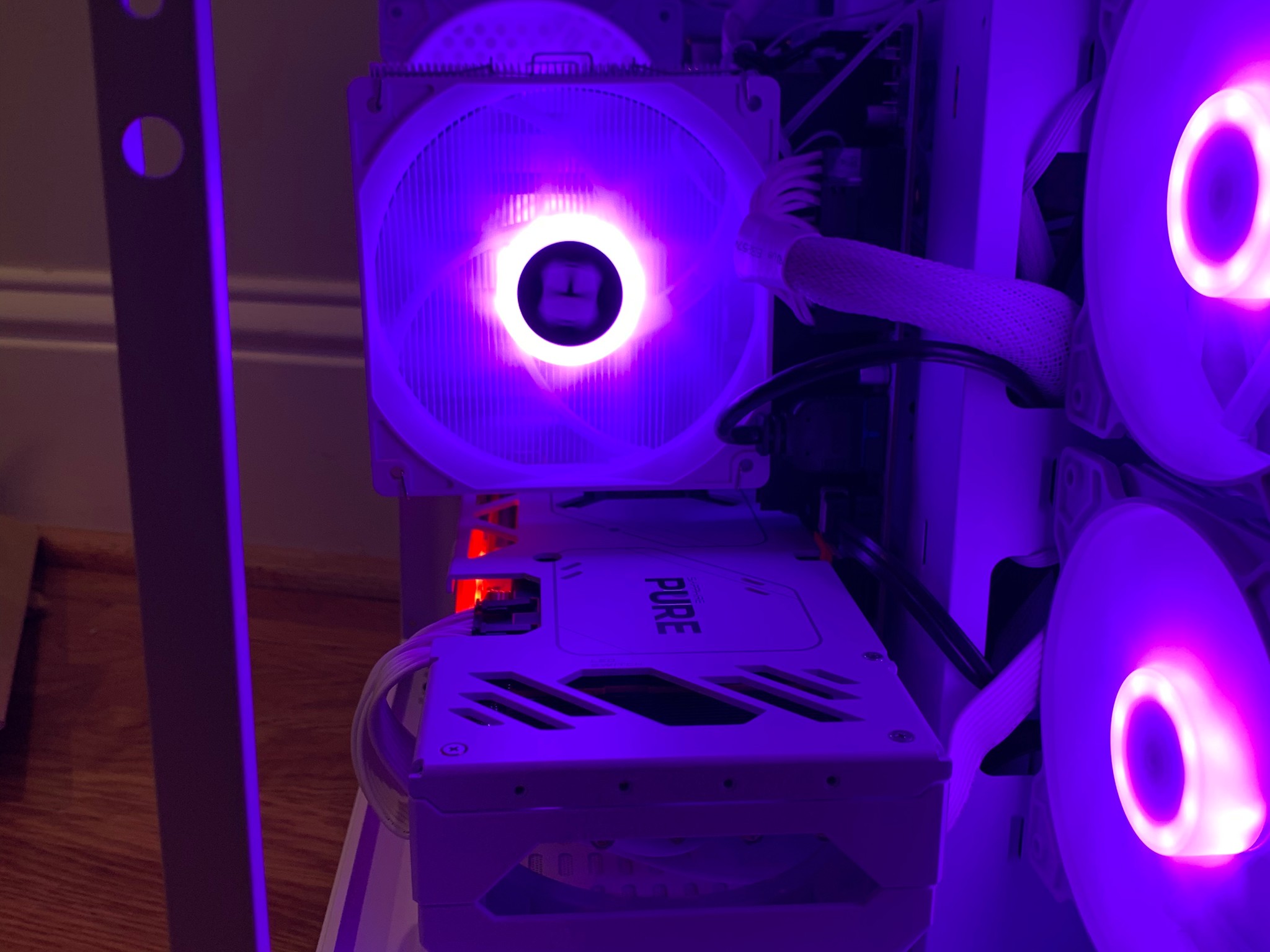 NEW RX 7700 XT i5 12600KF 32GB DDR5 1440p GAME/STREAMING PC 1000GB SSD WHITE ARGB WINDOWS 10 CUSTOM