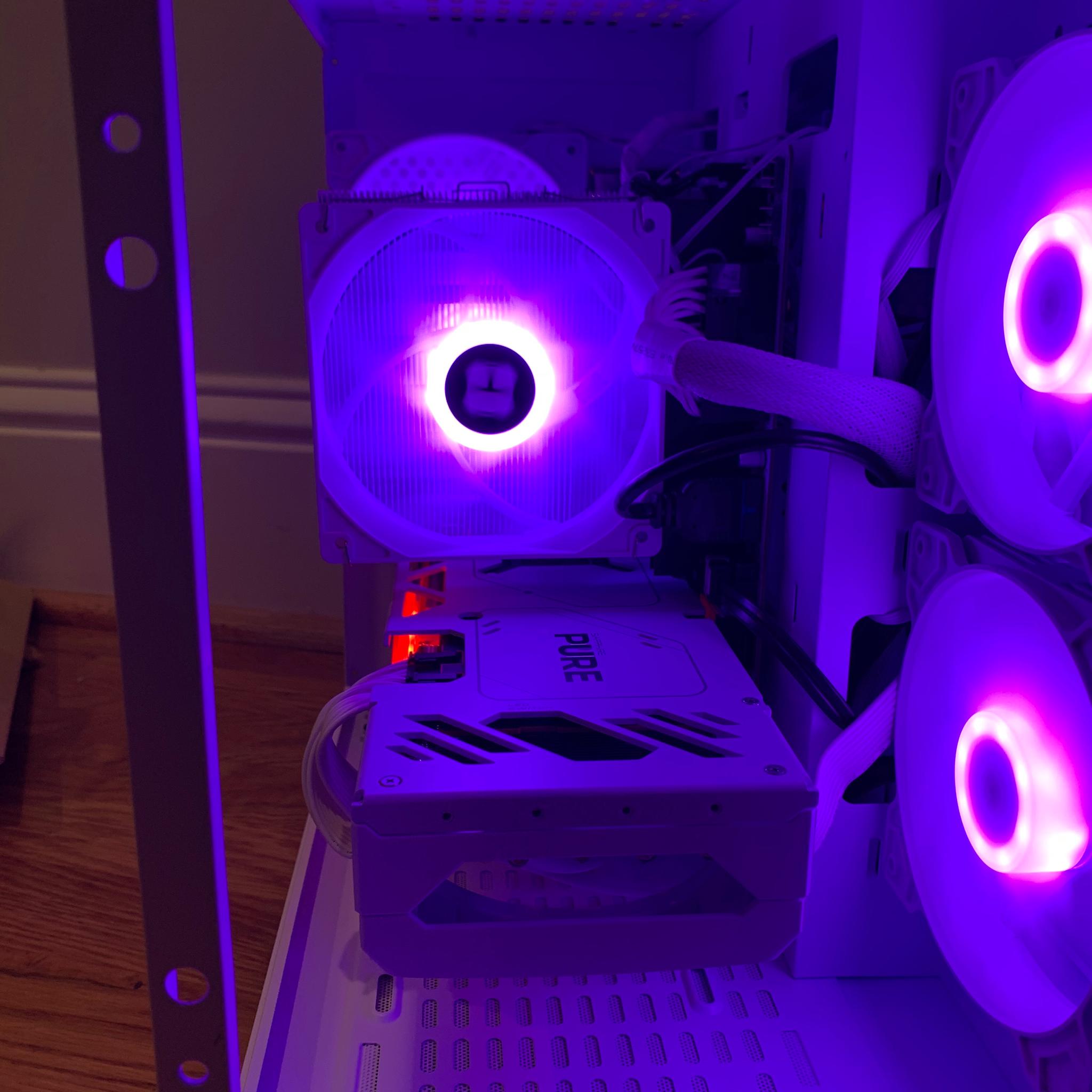 NEW RX 7700 XT i5 12600KF 32GB DDR5 1440p GAME/STREAMING PC 1000GB SSD WHITE ARGB WINDOWS 10 CUSTOM