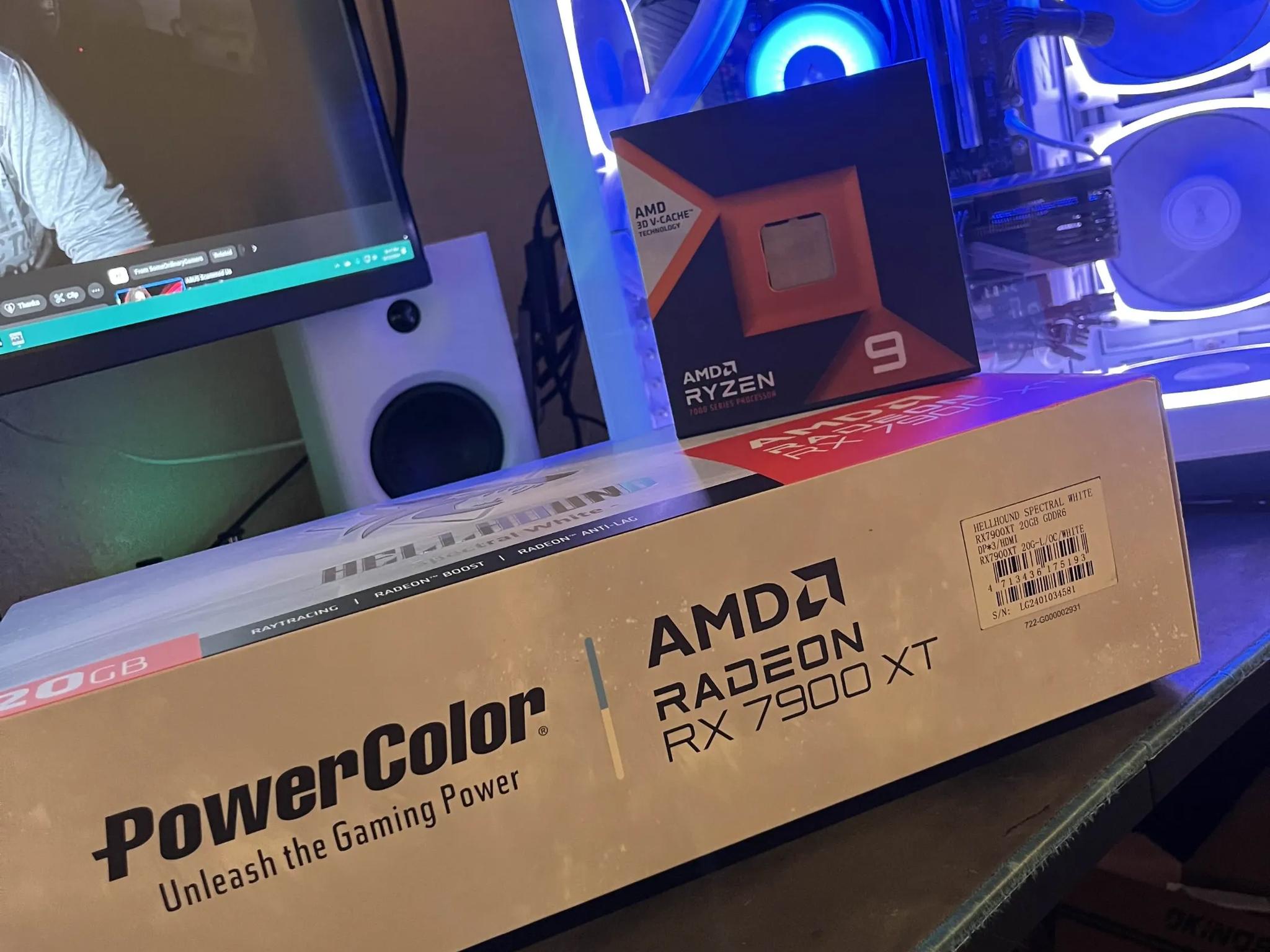 Spectral White PowerColor 7900XT