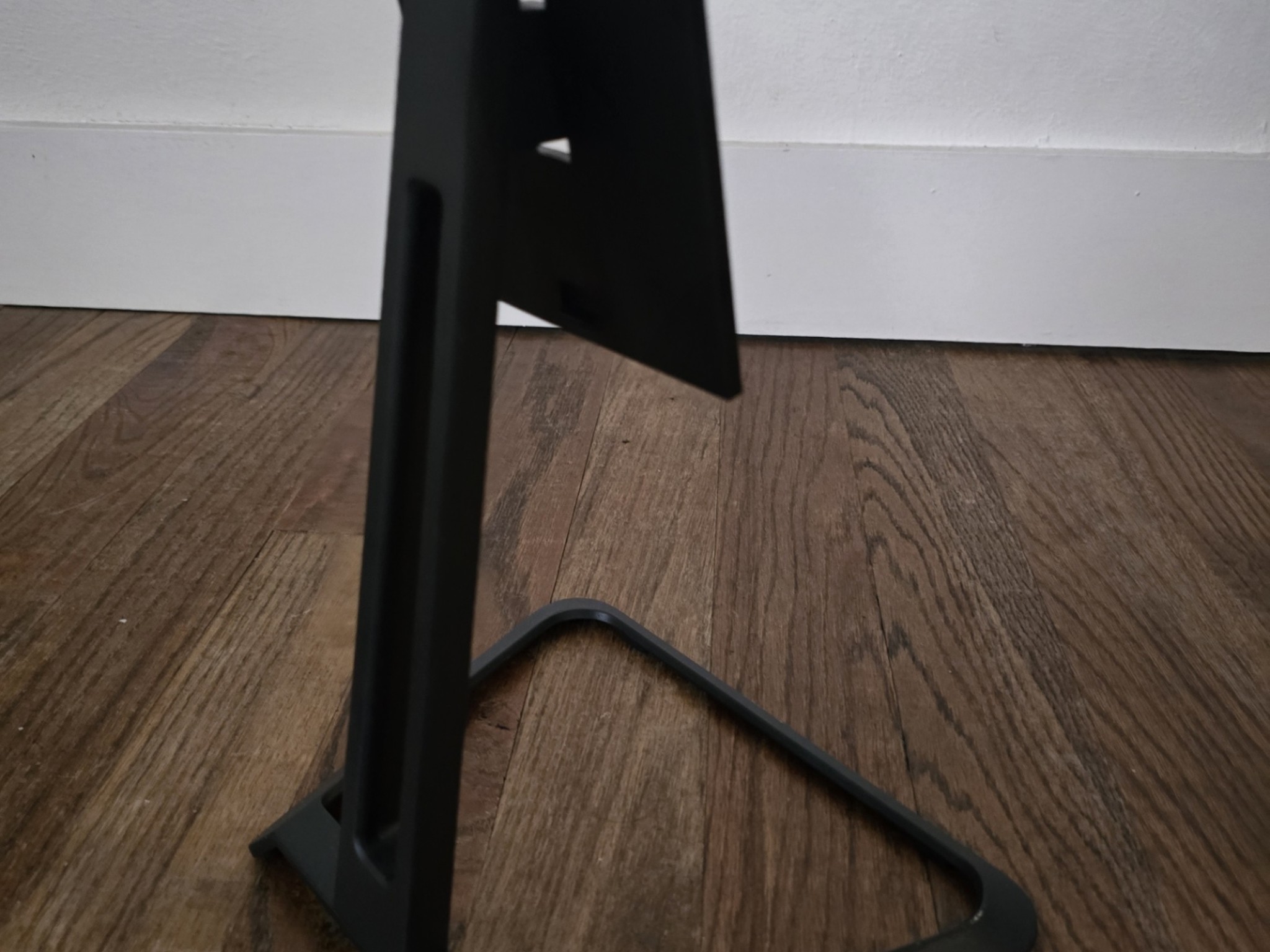 🔥 Sceptre 27” 4K 70Hz IPS Monitor | 99% sRGB | Built-in Speakers | Excellent Condition!