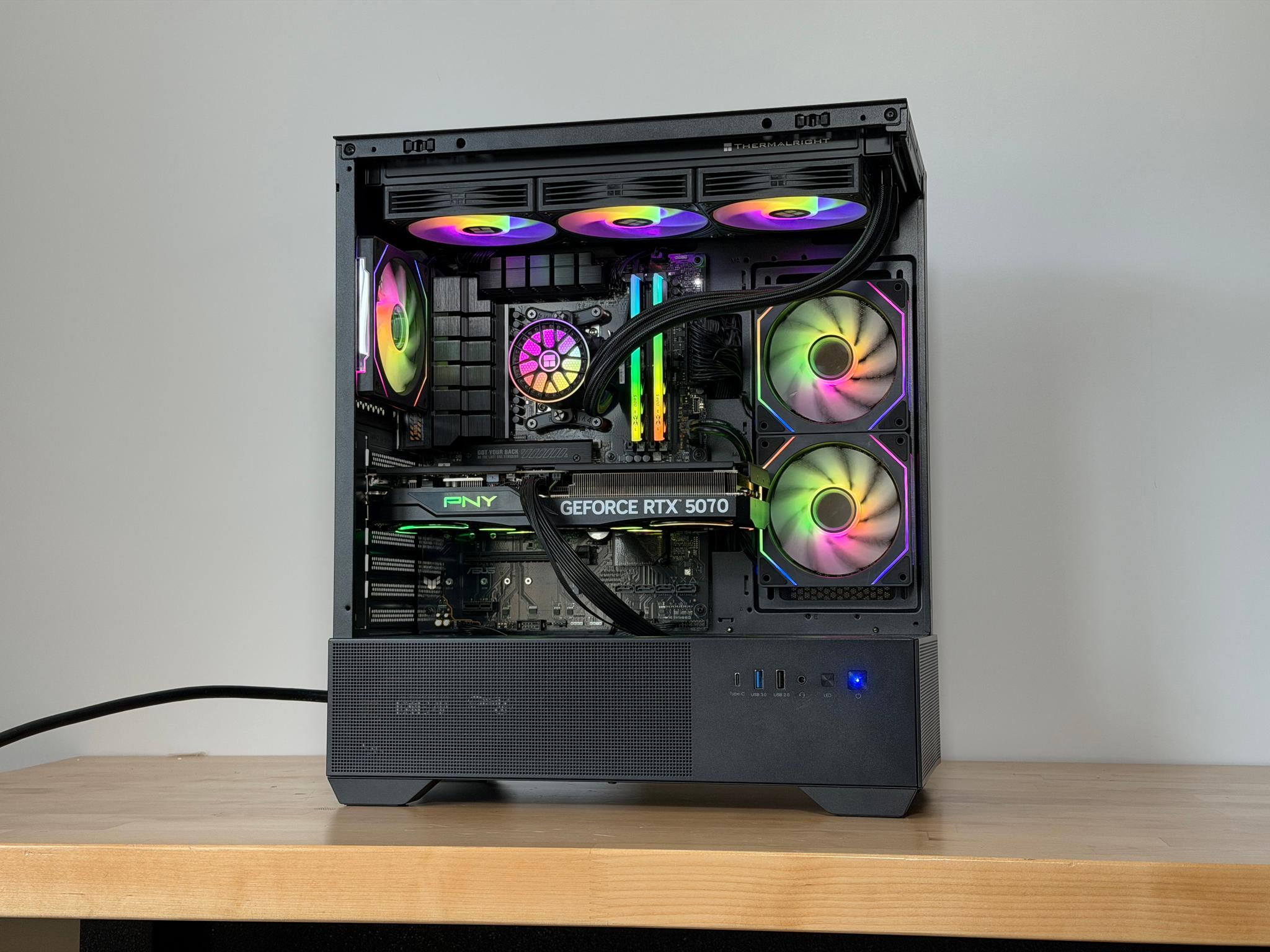 RTX 5070 Ryzen 7 7800x3d Gaming PC