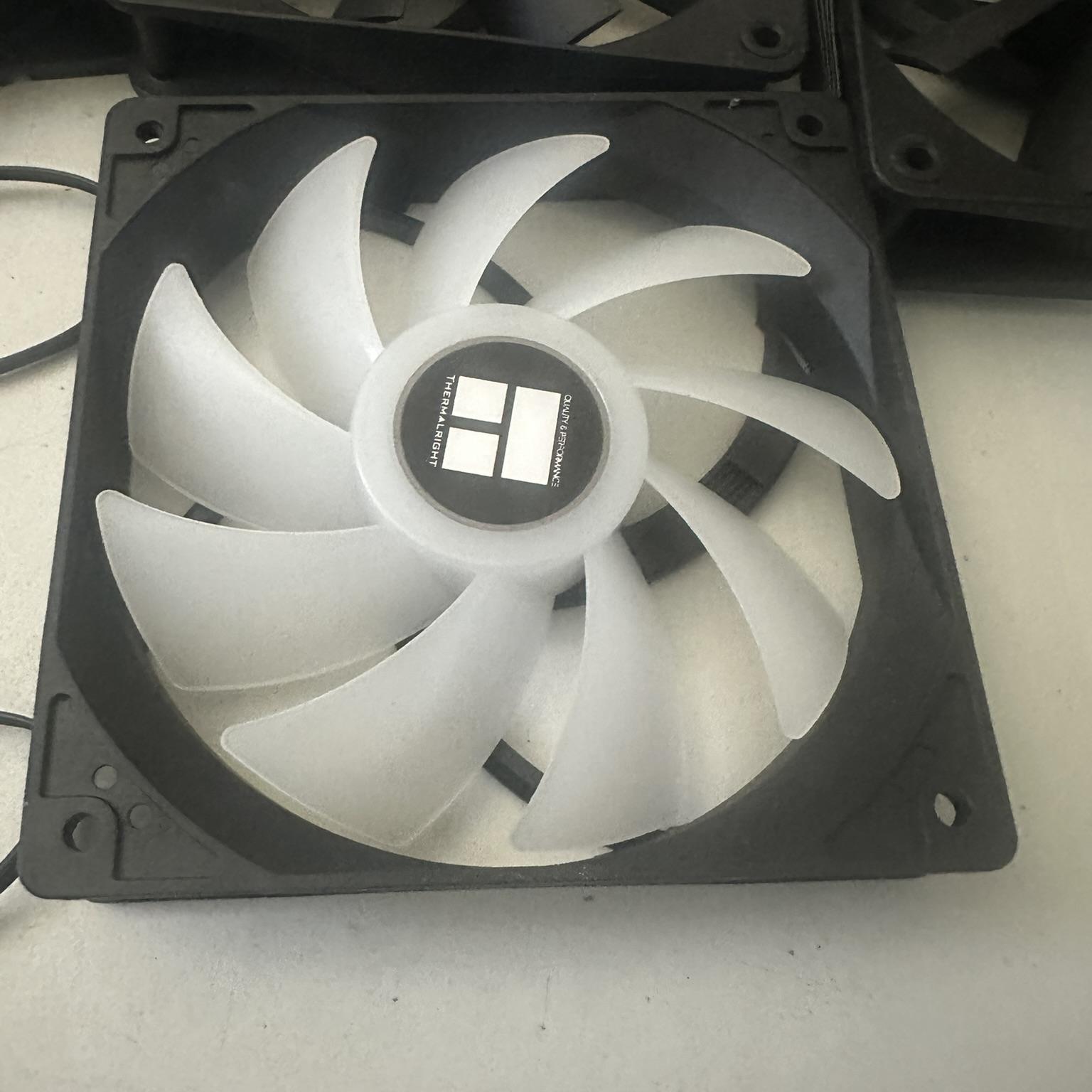 24 PC fans 120mm - mutiple brands - RGB & Non-RGB fans