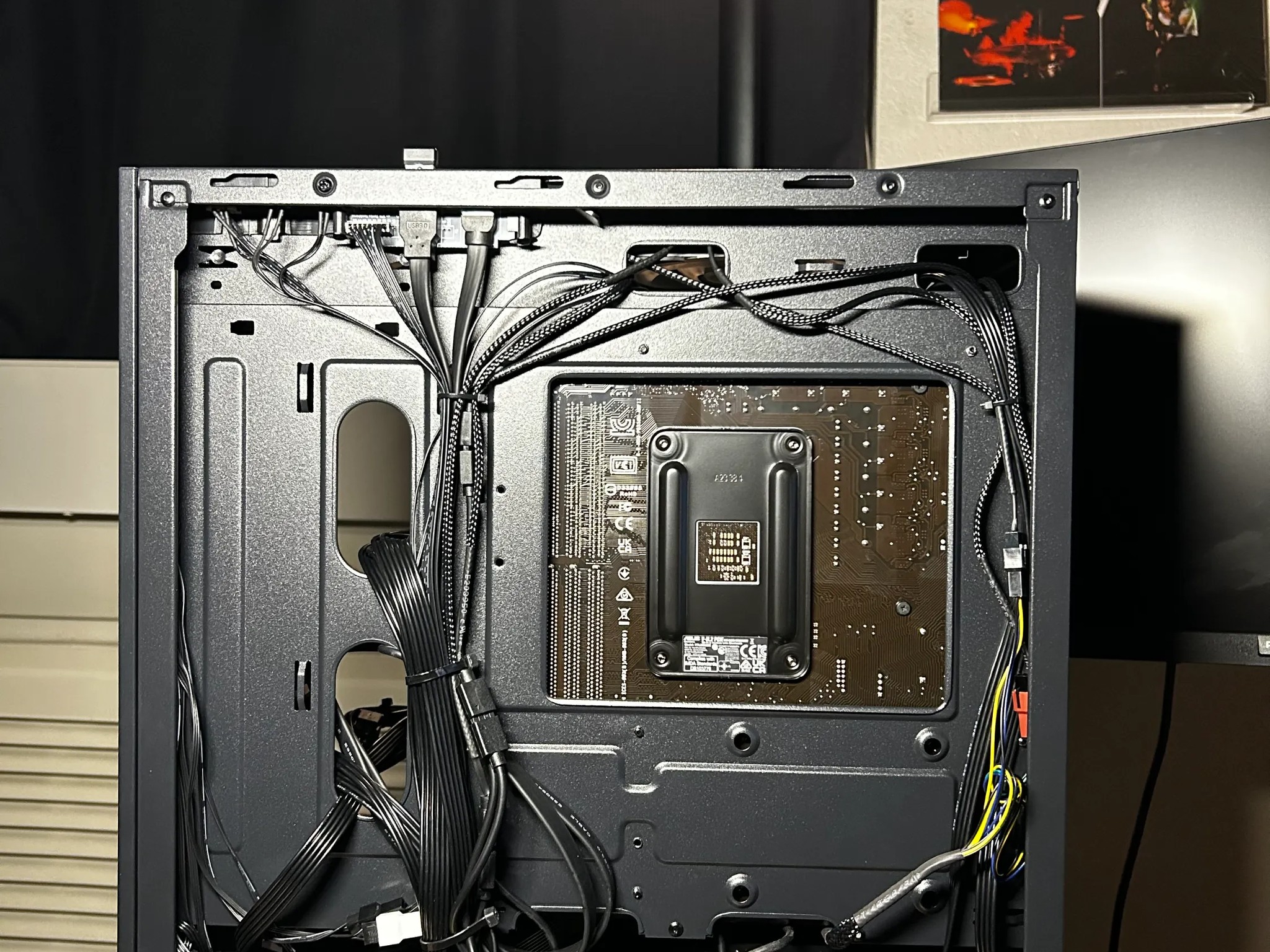 RYZEN 5 5600 + RTX 2070 SUPER MID-RANGE BUDGET BUILD!