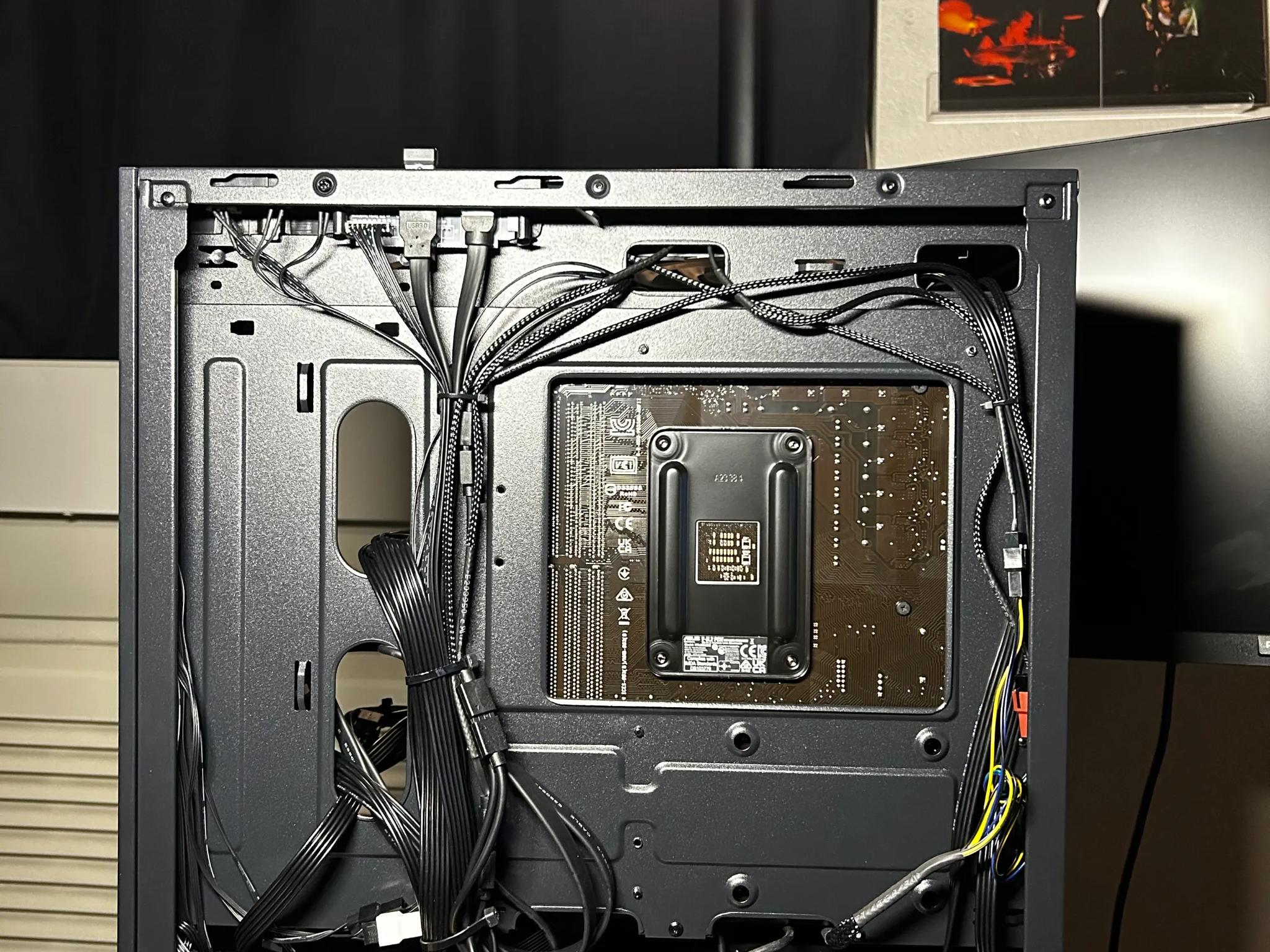 RYZEN 5 5600 + RTX 2070 SUPER MID-RANGE BUDGET BUILD!