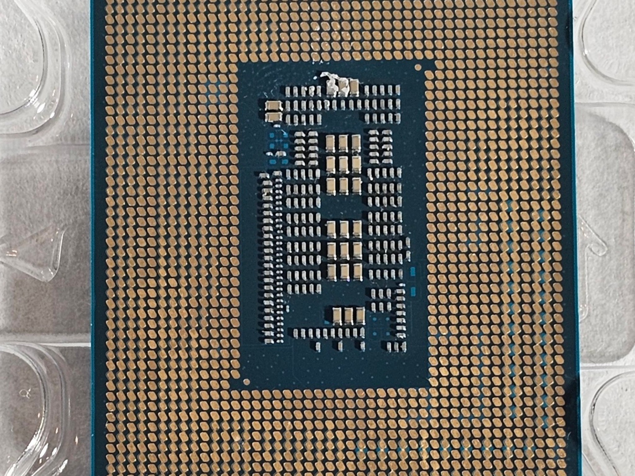 Intel Core i7-12700KF LGA1700