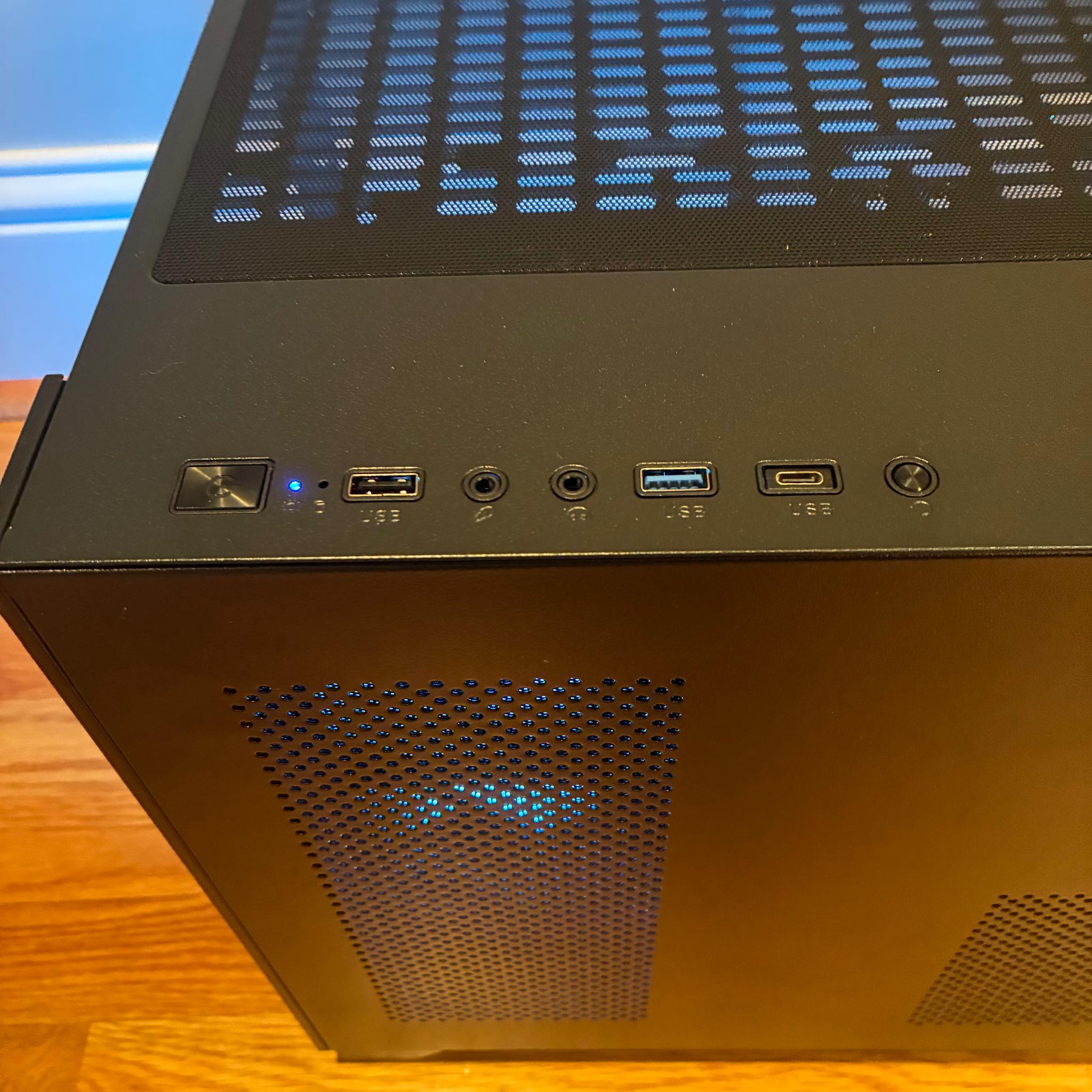 GTX 1660 TI R5 3600 CUSTOM GAMING PC 16GB DDR4 512GB NVMe WIFI 6E Bluetooth Windows 10/11