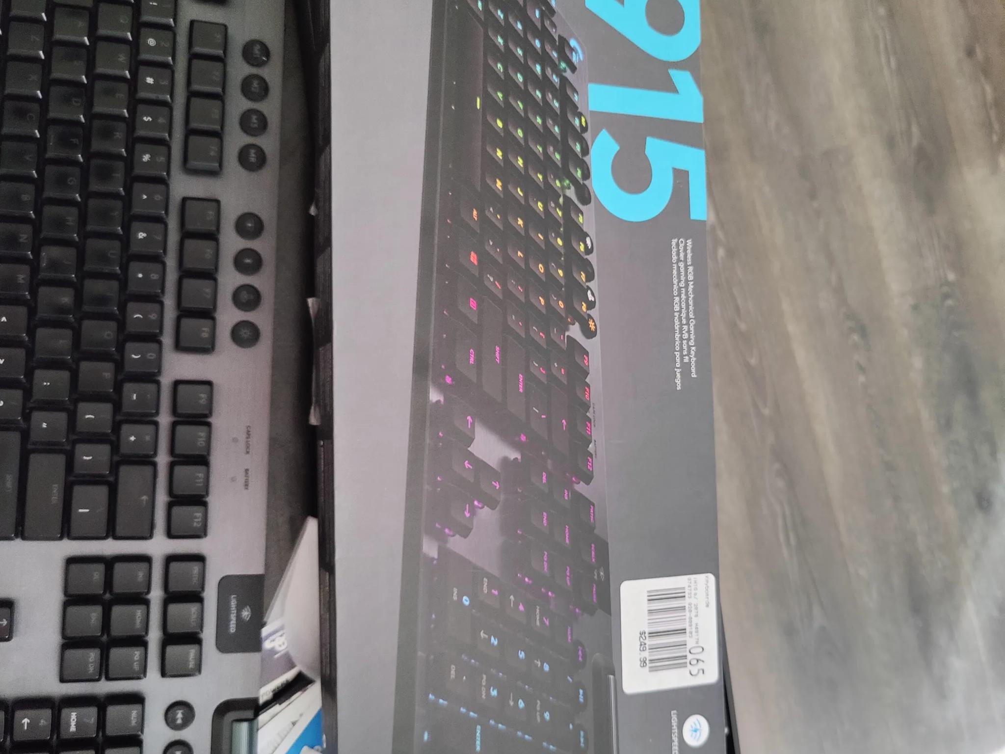 Logitech G915 Lightspeed full size