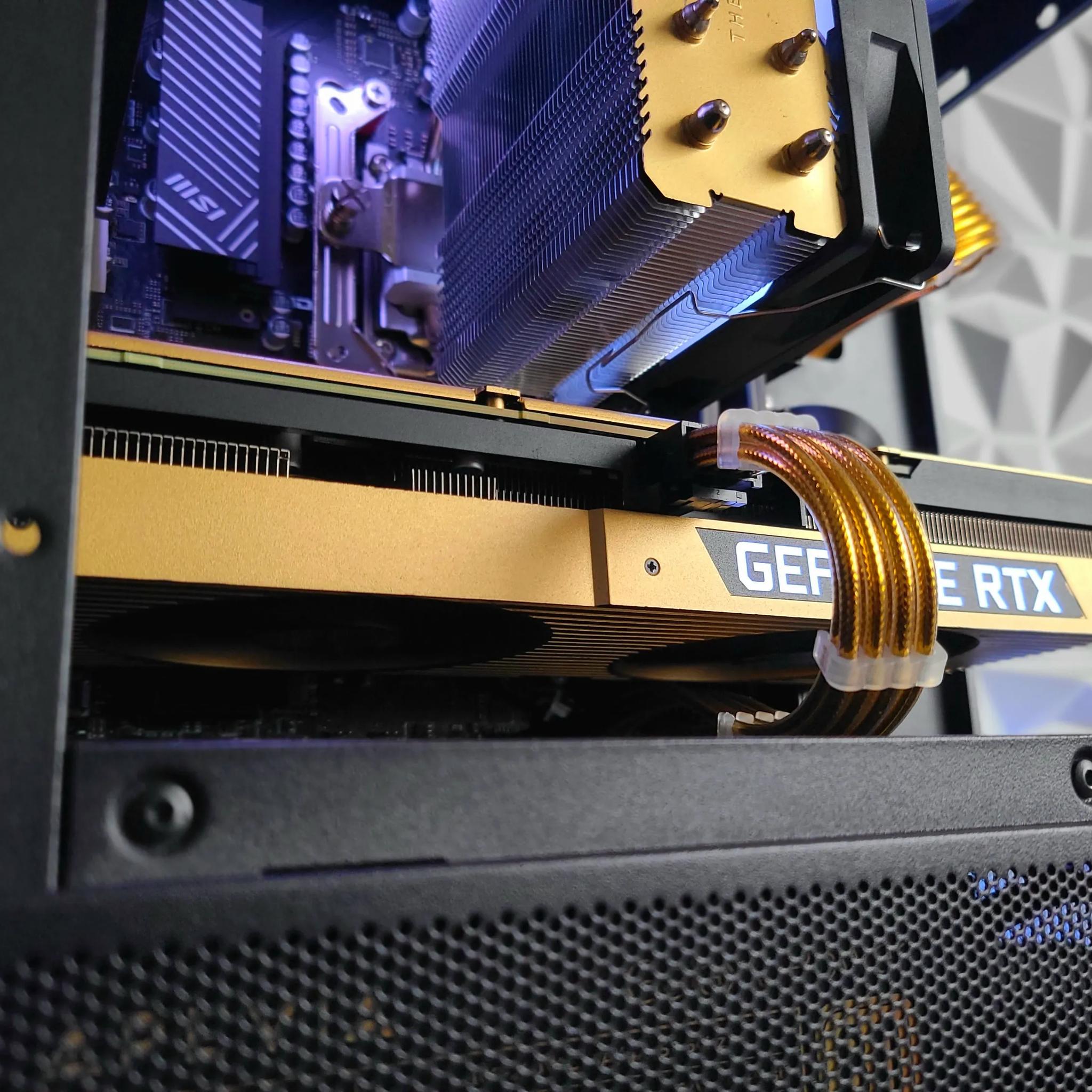 Nvidia GeForce RTX 3070 8 GB | AMD Ryzen 5 8400F 6-Core CPU | 32 GB Ram | 1 TB SSD