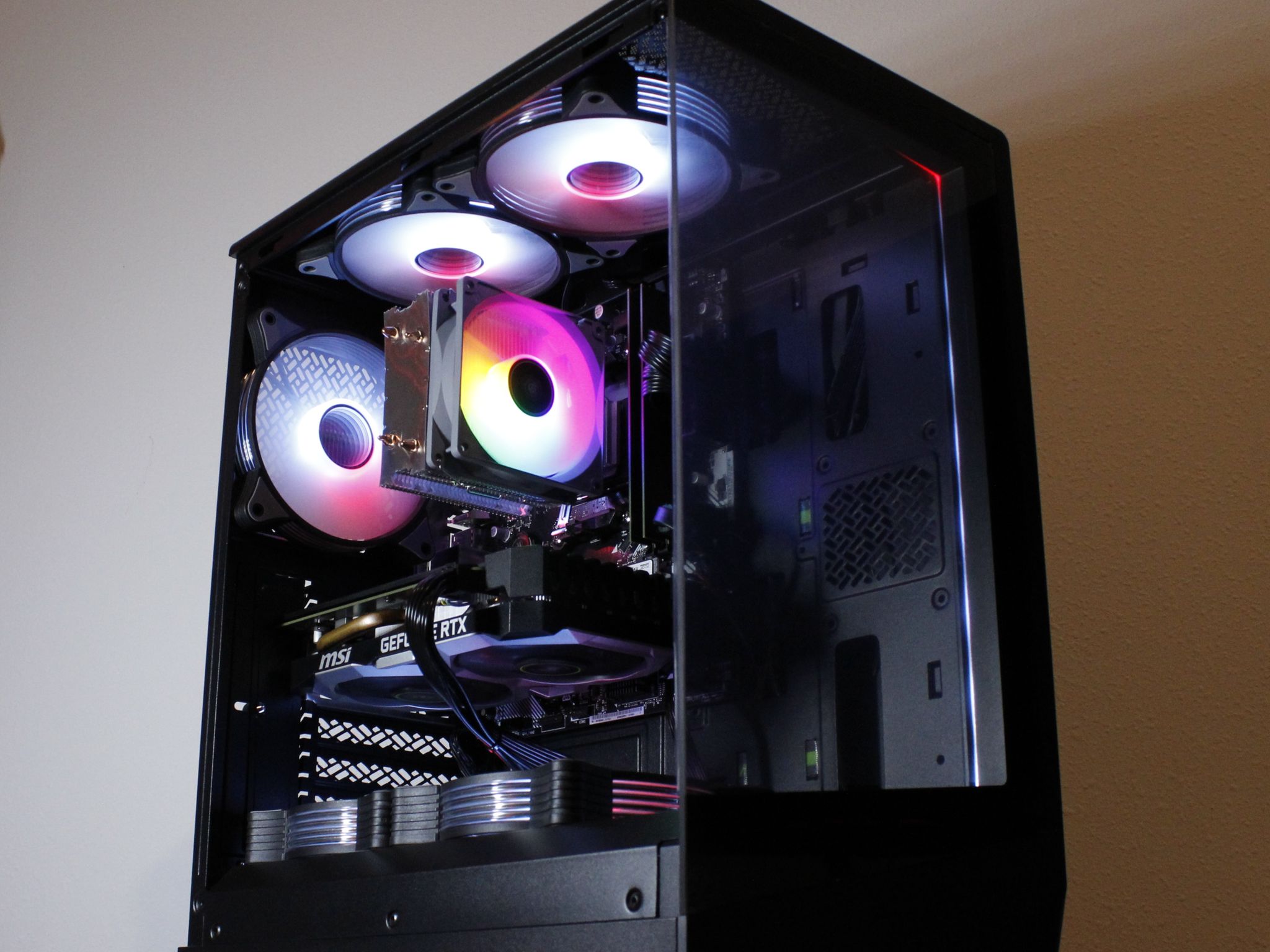 RGB Gaming PC [RTX 2060 6gb][Ryzen 5 2600] [16gb DDR4 Ram]
