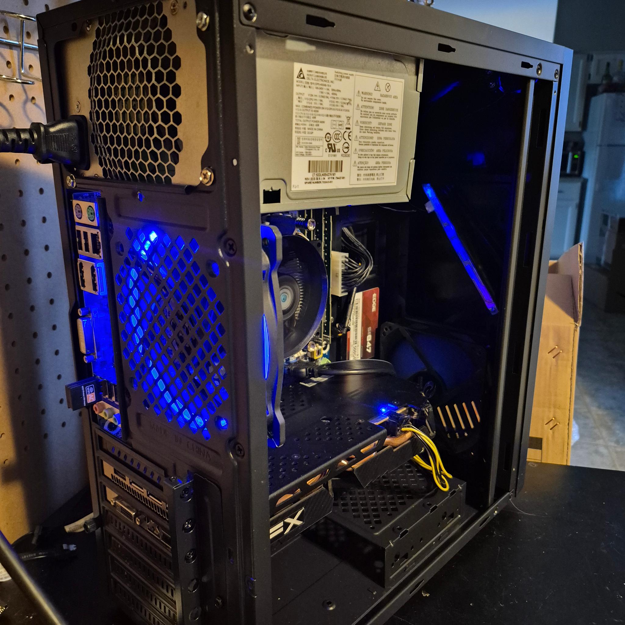 100 FPS Fortnite | i5-4570, 16GB RAM, 500GB SSD, RX 580 8GB, RGB, Wifi